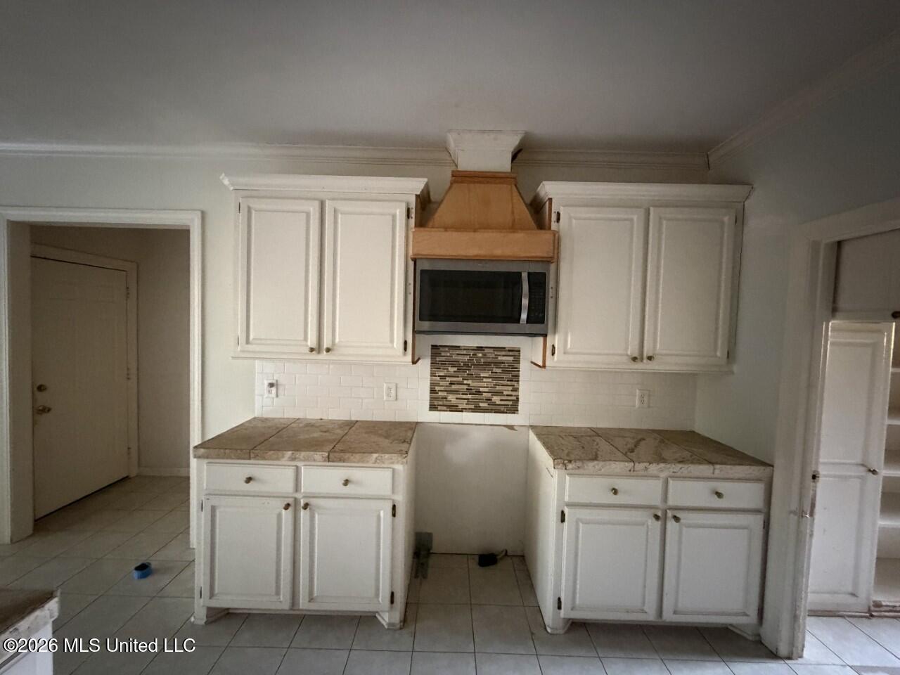 448 Apple Valley Property Photo 8