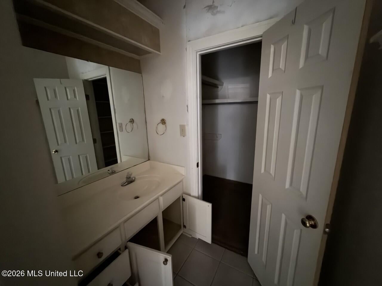 448 Apple Valley Property Photo 13
