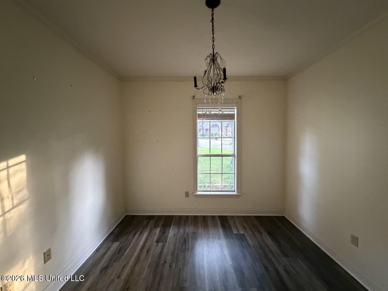 448 Apple Valley Property Photo 14