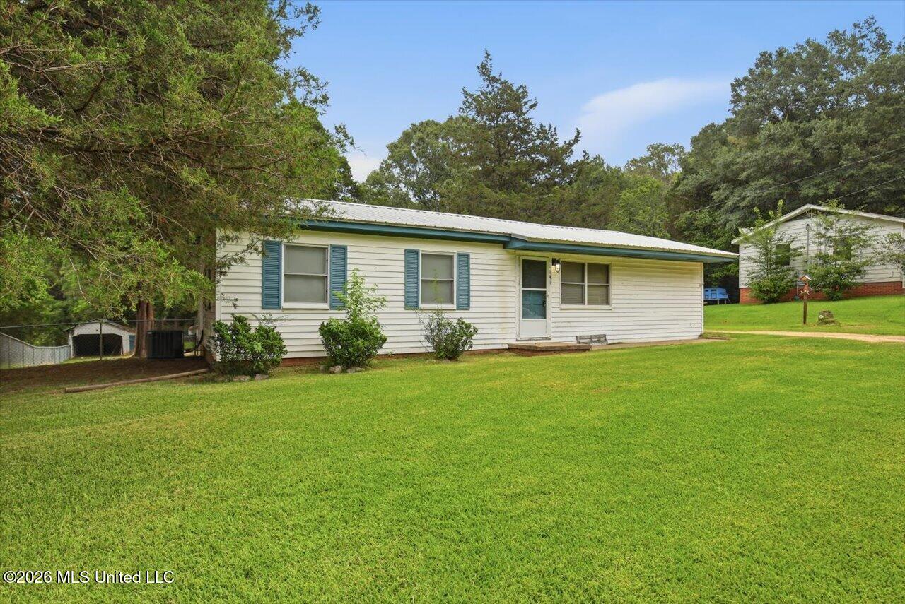 1141 Gunter Road Property Photo 3