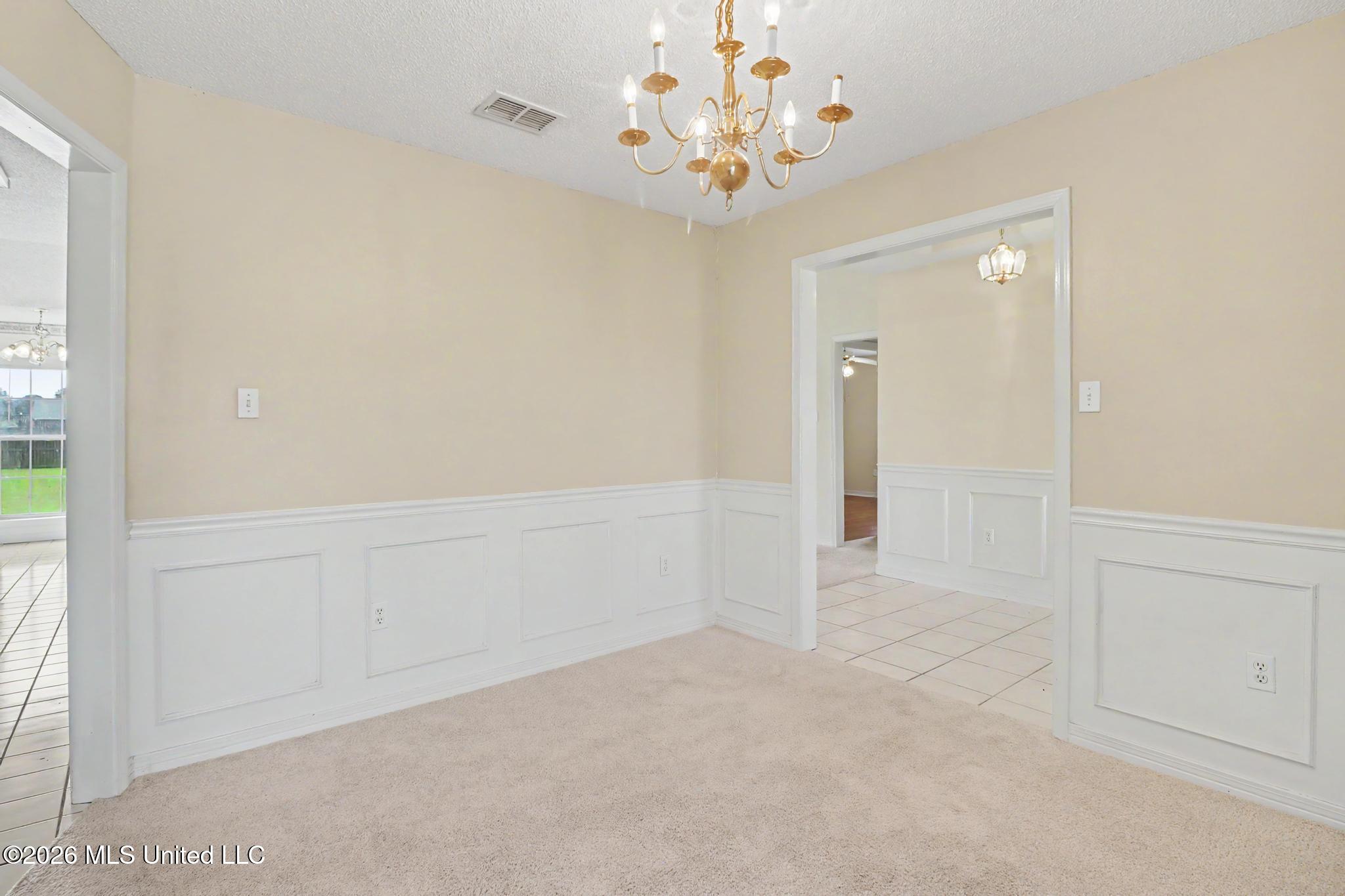 18041 Allen Road Property Photo 9