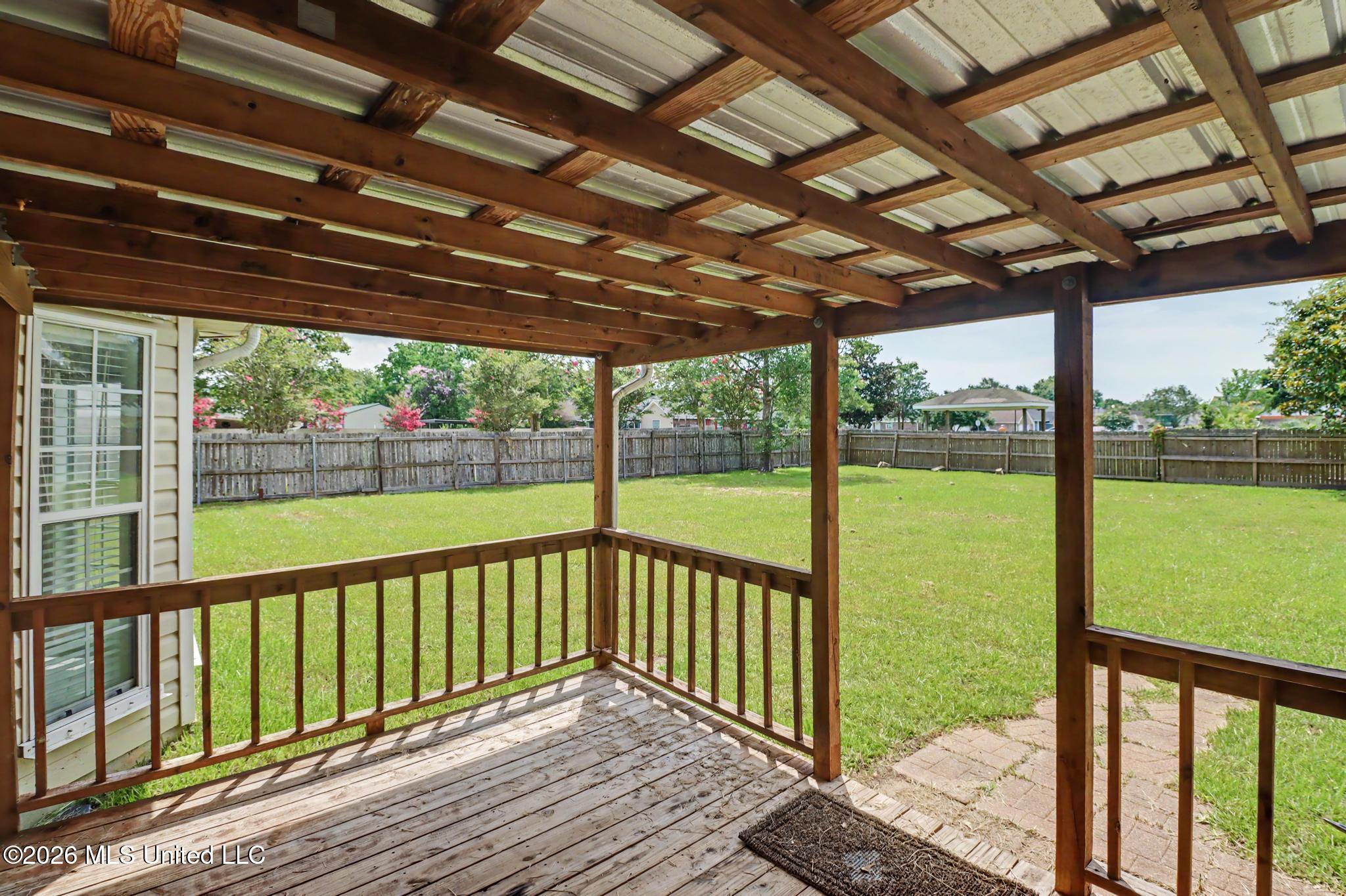 18041 Allen Road Property Photo 21