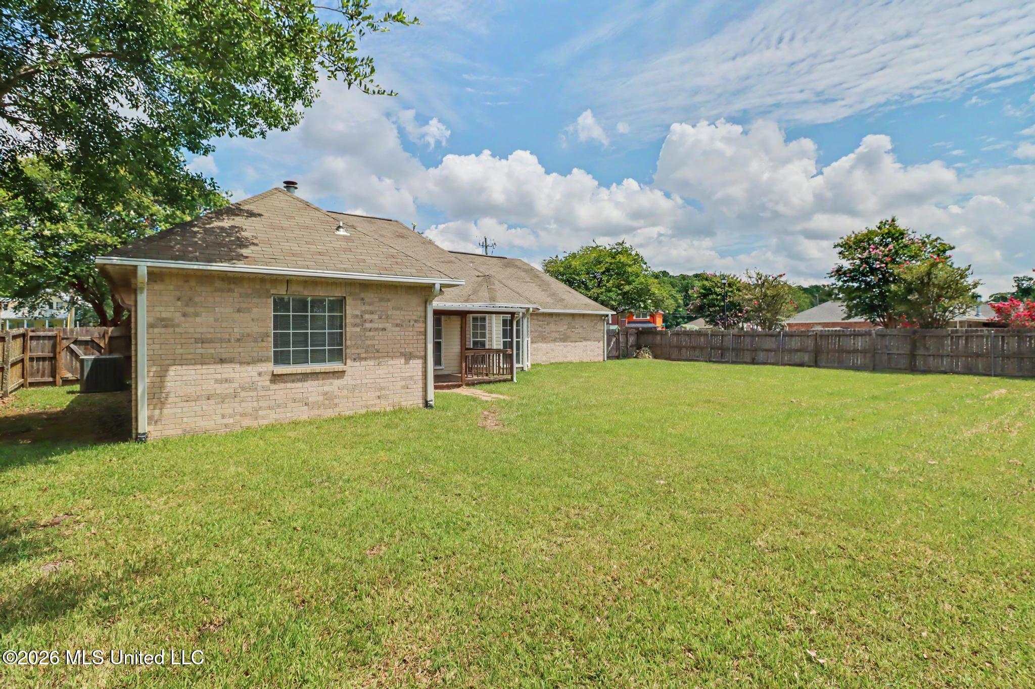18041 Allen Road Property Photo 23