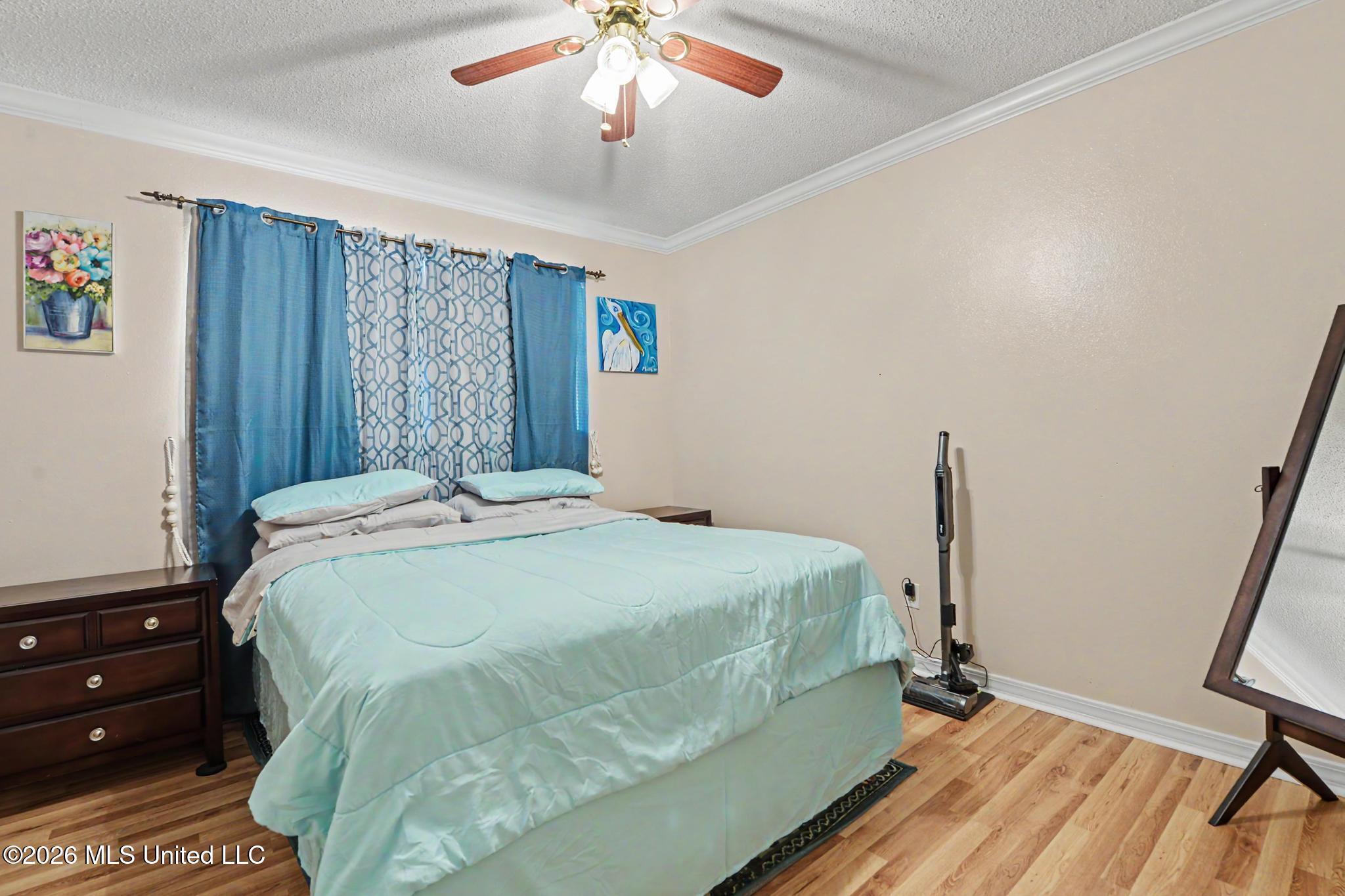 2137 Sandalwood Place Property Photo 13