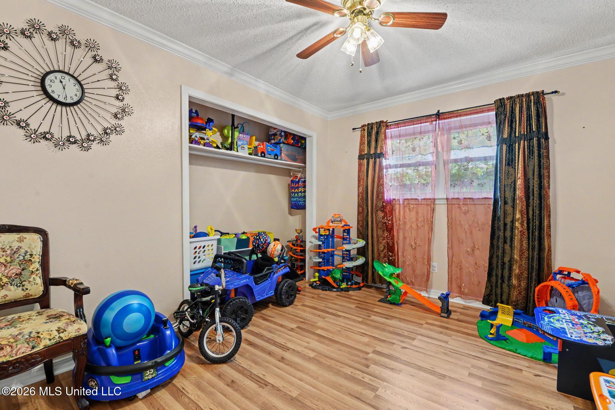 2137 Sandalwood Place Property Photo 17