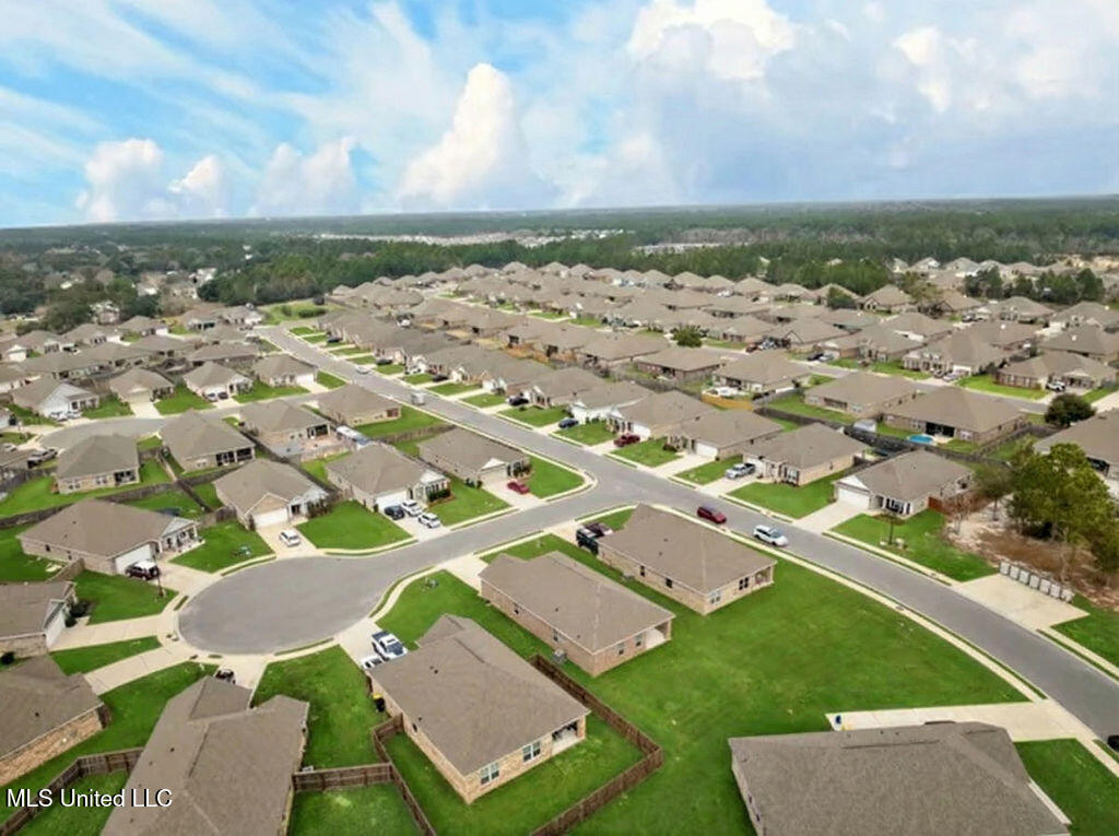 1052 Whimbrel Court Property Photo 32