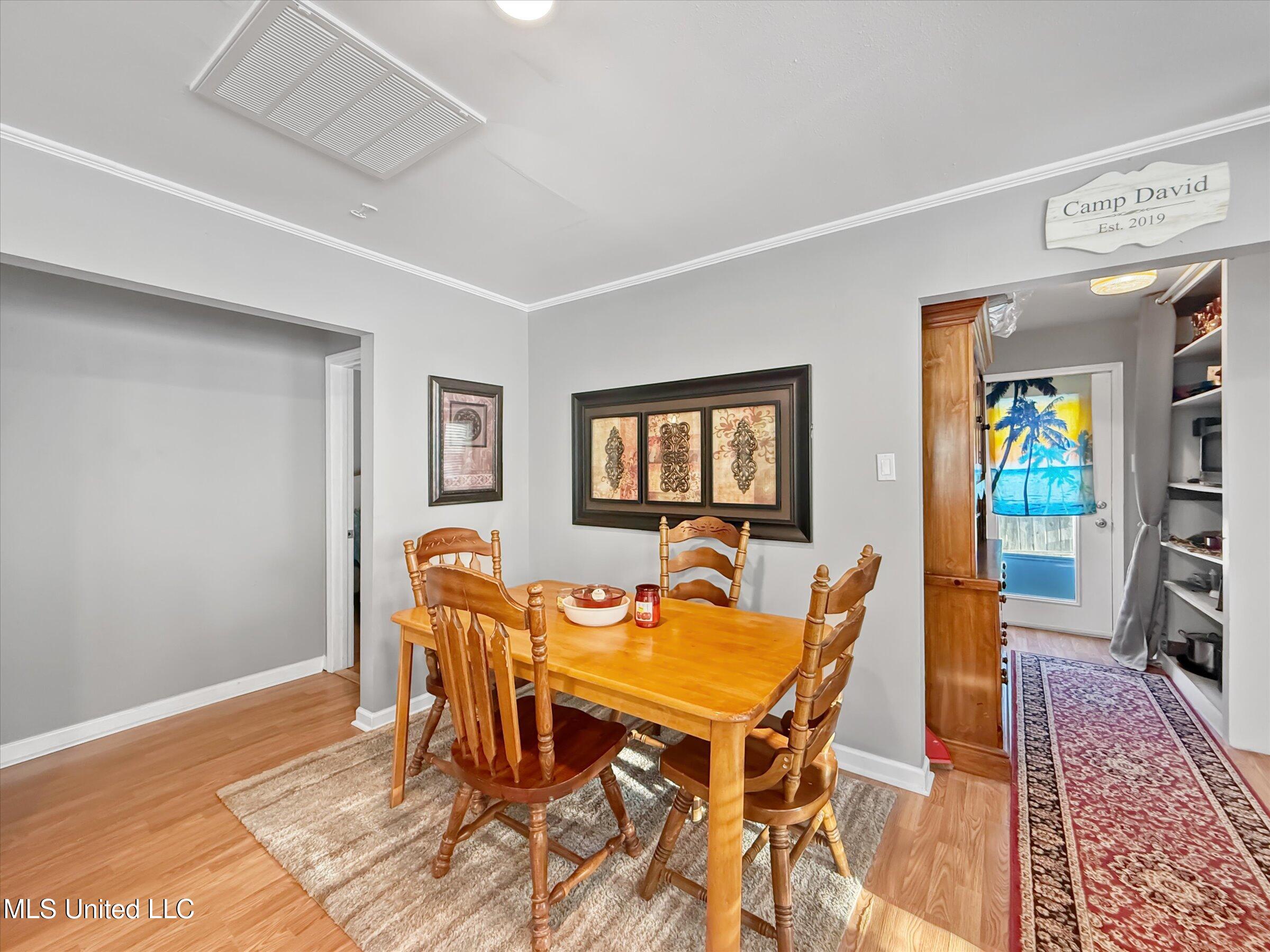 4098 14th Street Property Photo 10