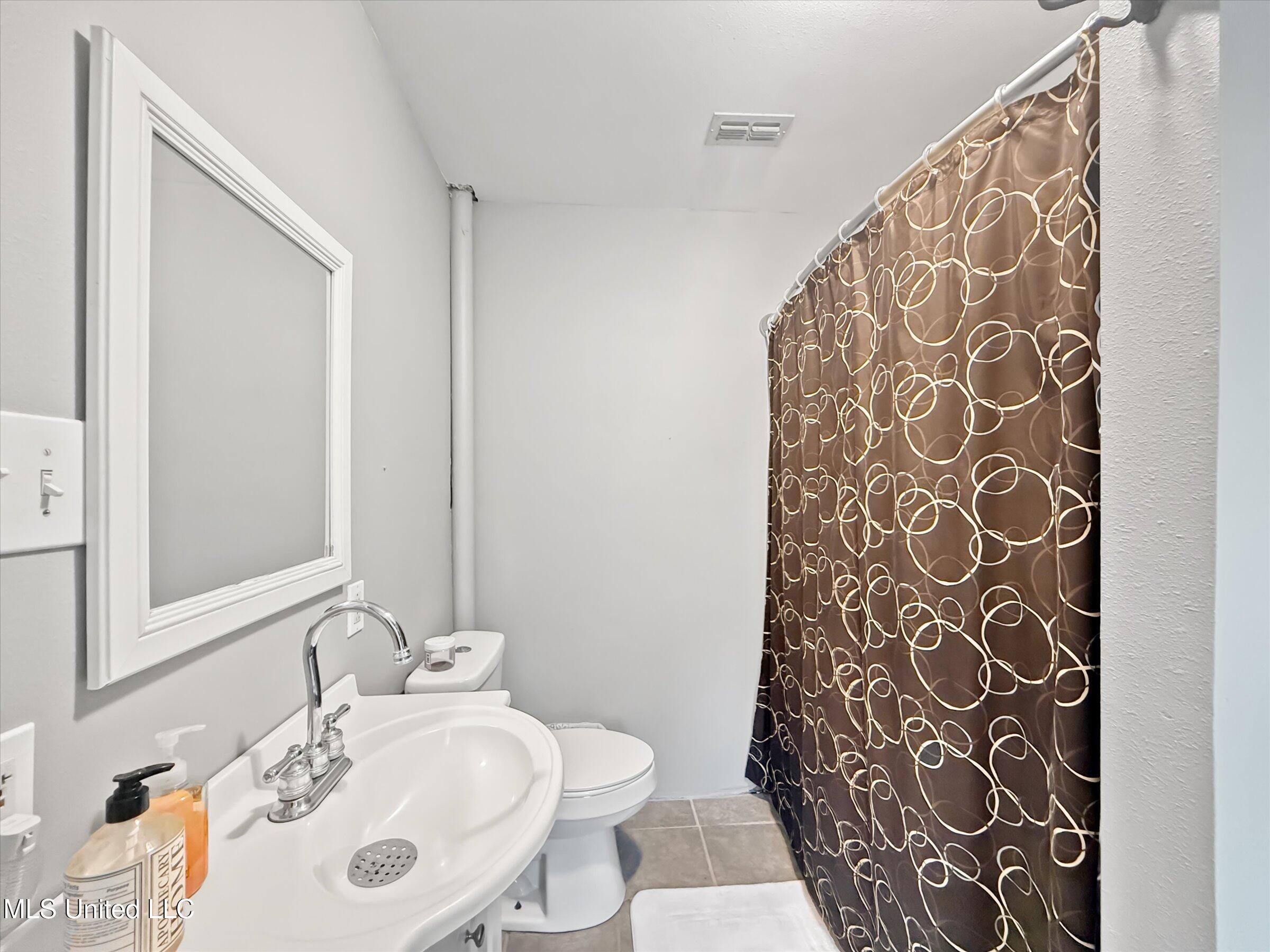 4098 14th Street Property Photo 13