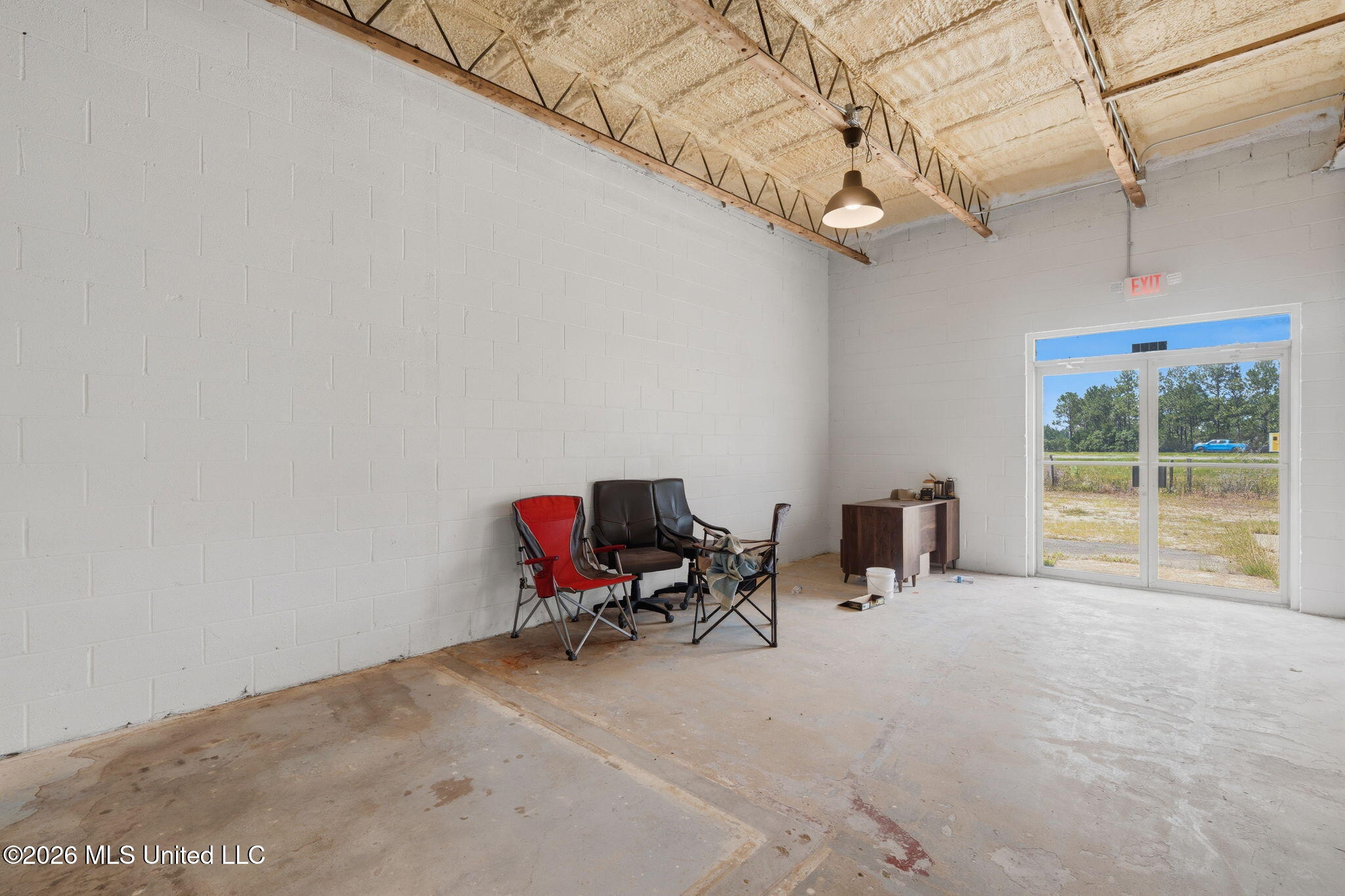6500 Baker Road Property Photo 18