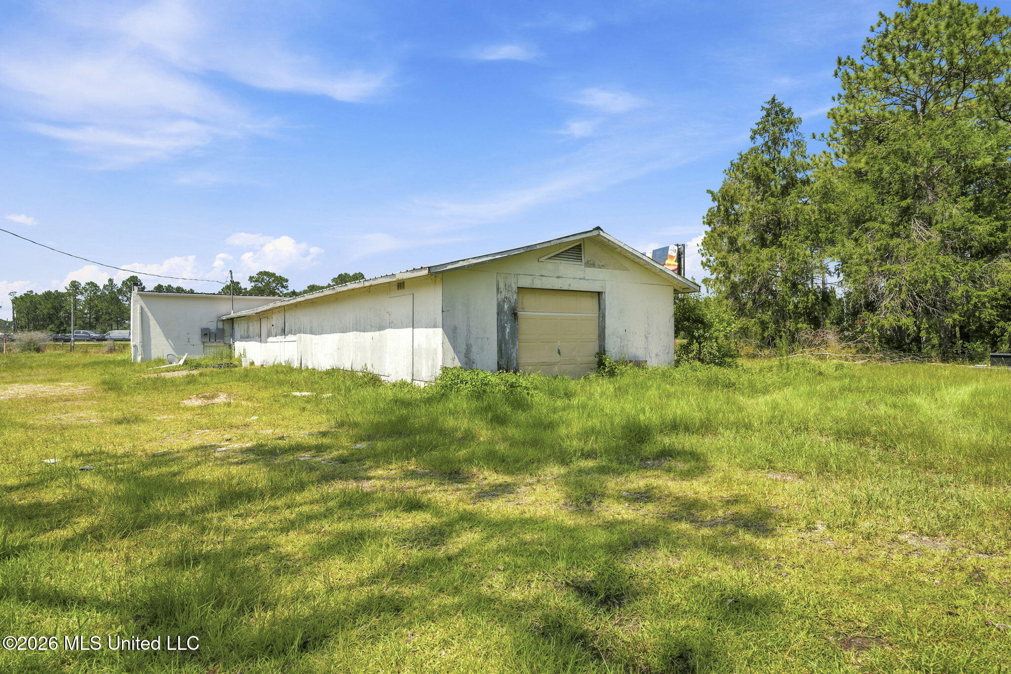 6500 Baker Road Property Photo 19
