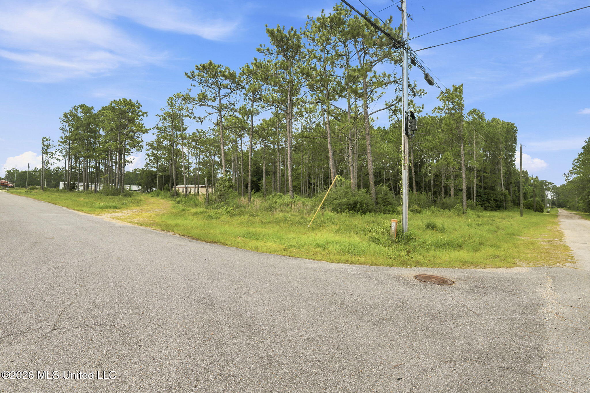 6500 Baker Road Property Photo 23
