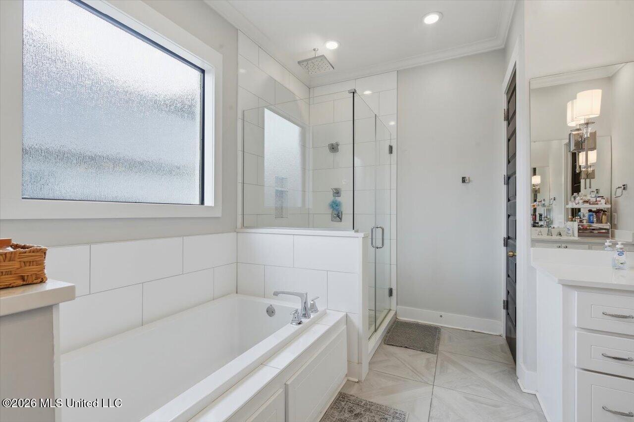 262 Reservoir Way Property Photo 28