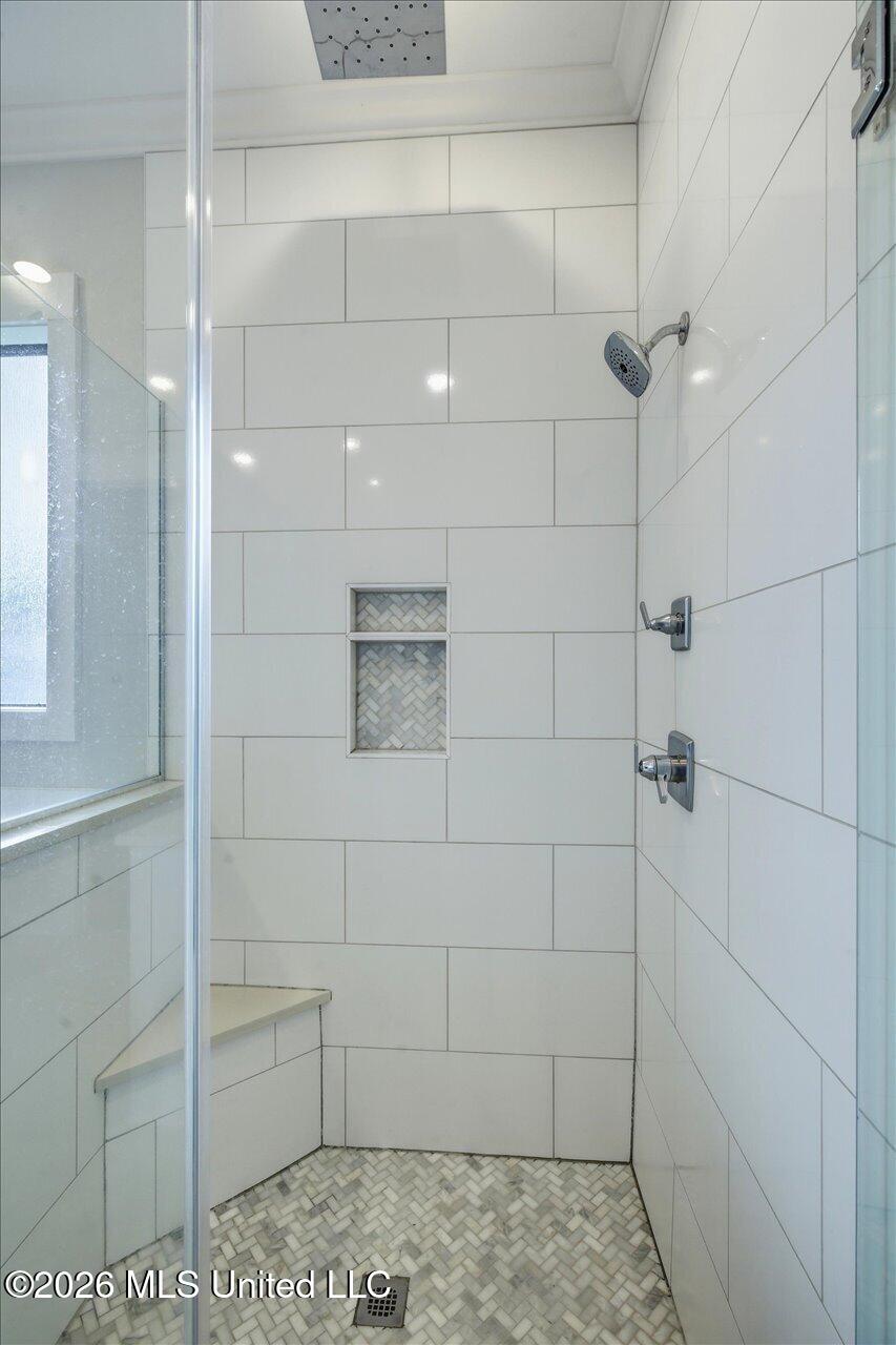 262 Reservoir Way Property Photo 30