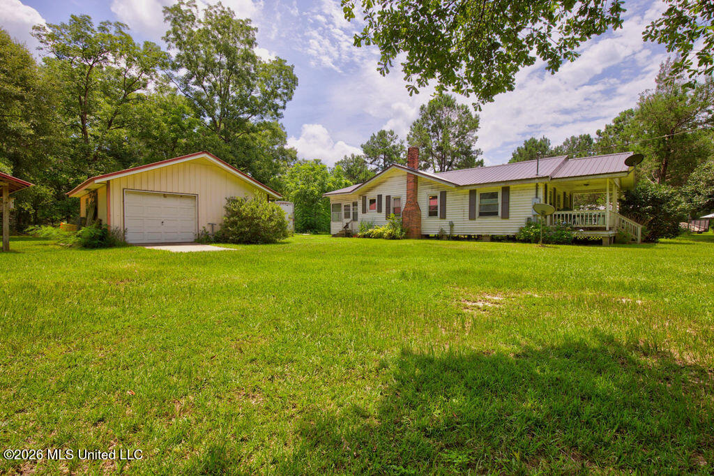 8400 Vestry Road Property Photo 16