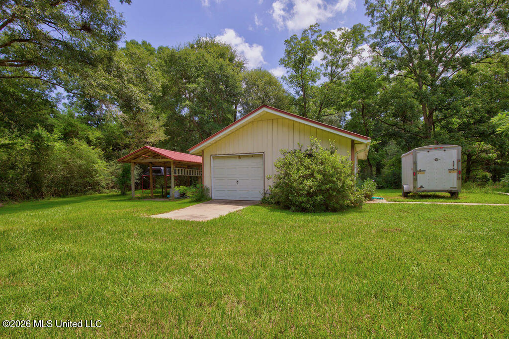 8400 Vestry Road Property Photo 18