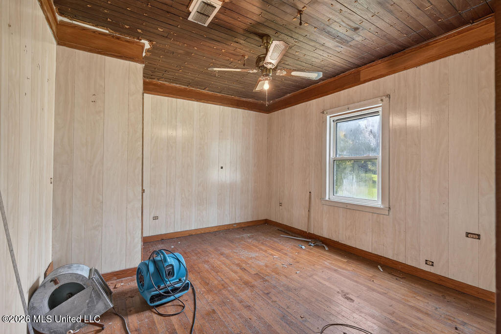 8400 Vestry Road Property Photo 42