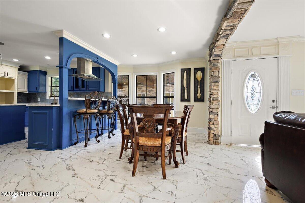 589 N Old Canton Road Property Photo 14