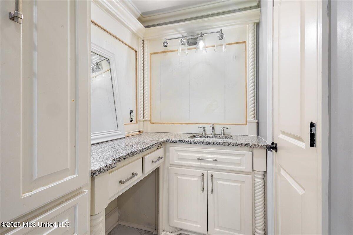 589 N Old Canton Road Property Photo 23