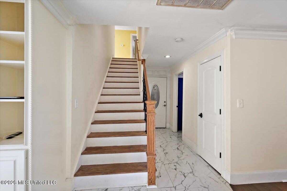 589 N Old Canton Road Property Photo 33