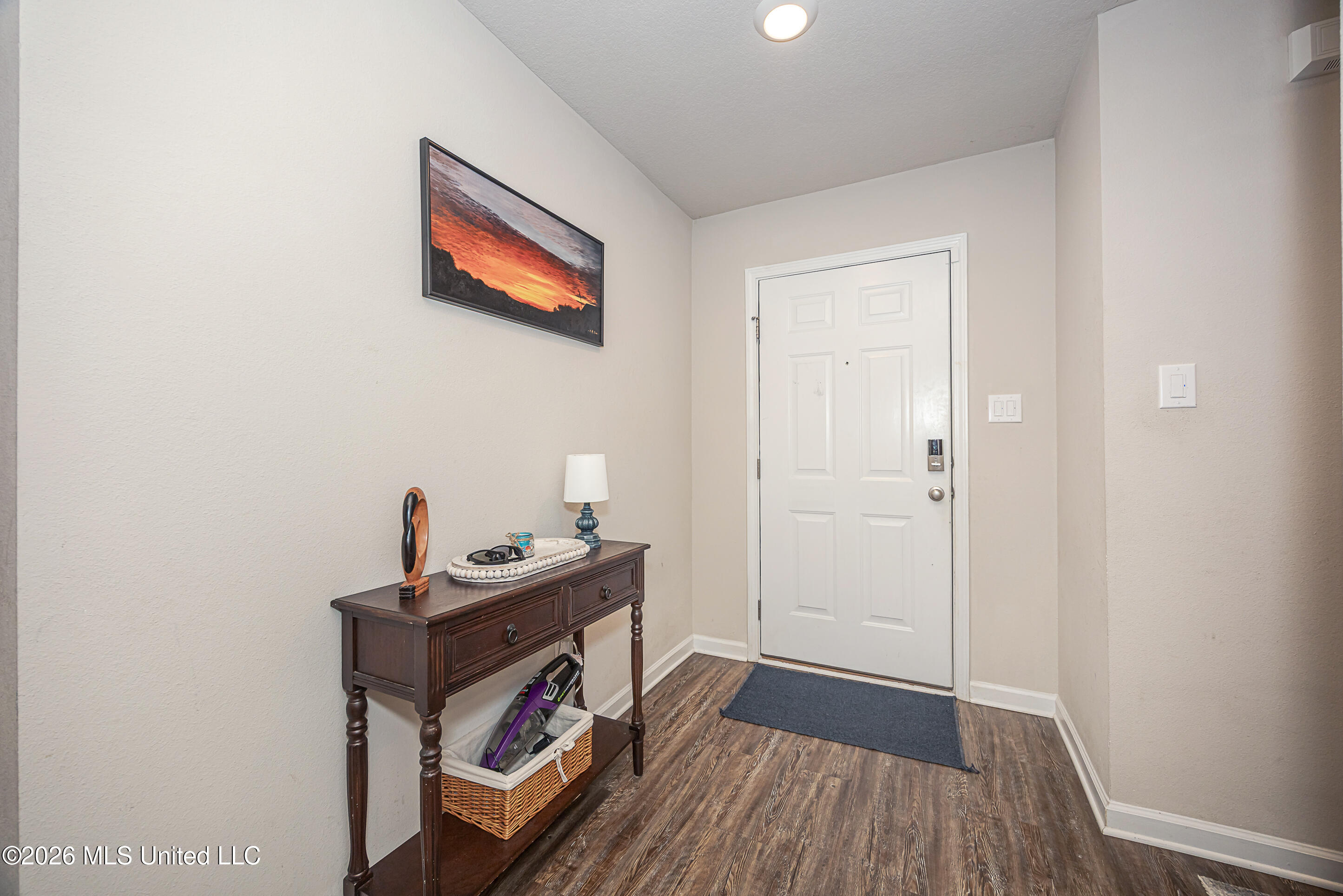 9125 Bellewood Drive Property Photo 14