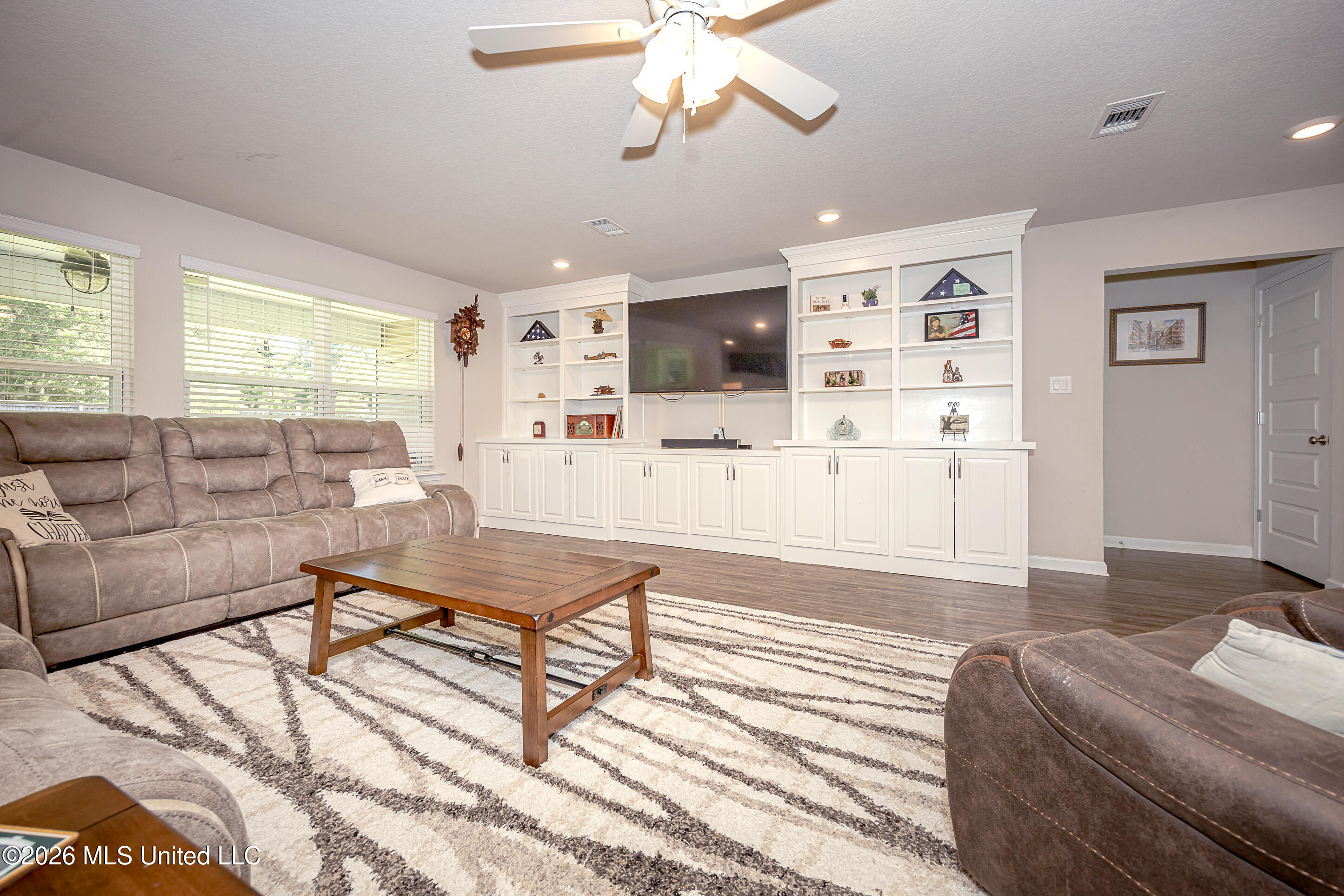 9125 Bellewood Drive Property Photo 17
