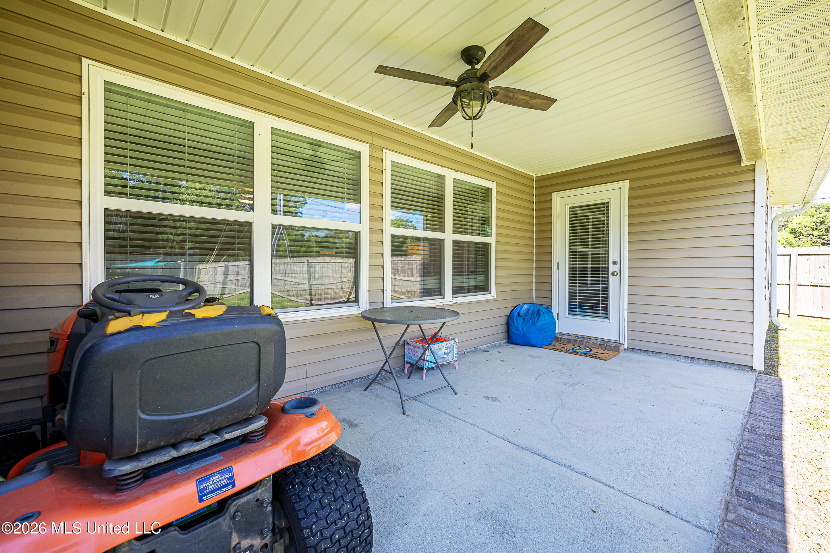 9125 Bellewood Drive Property Photo 20
