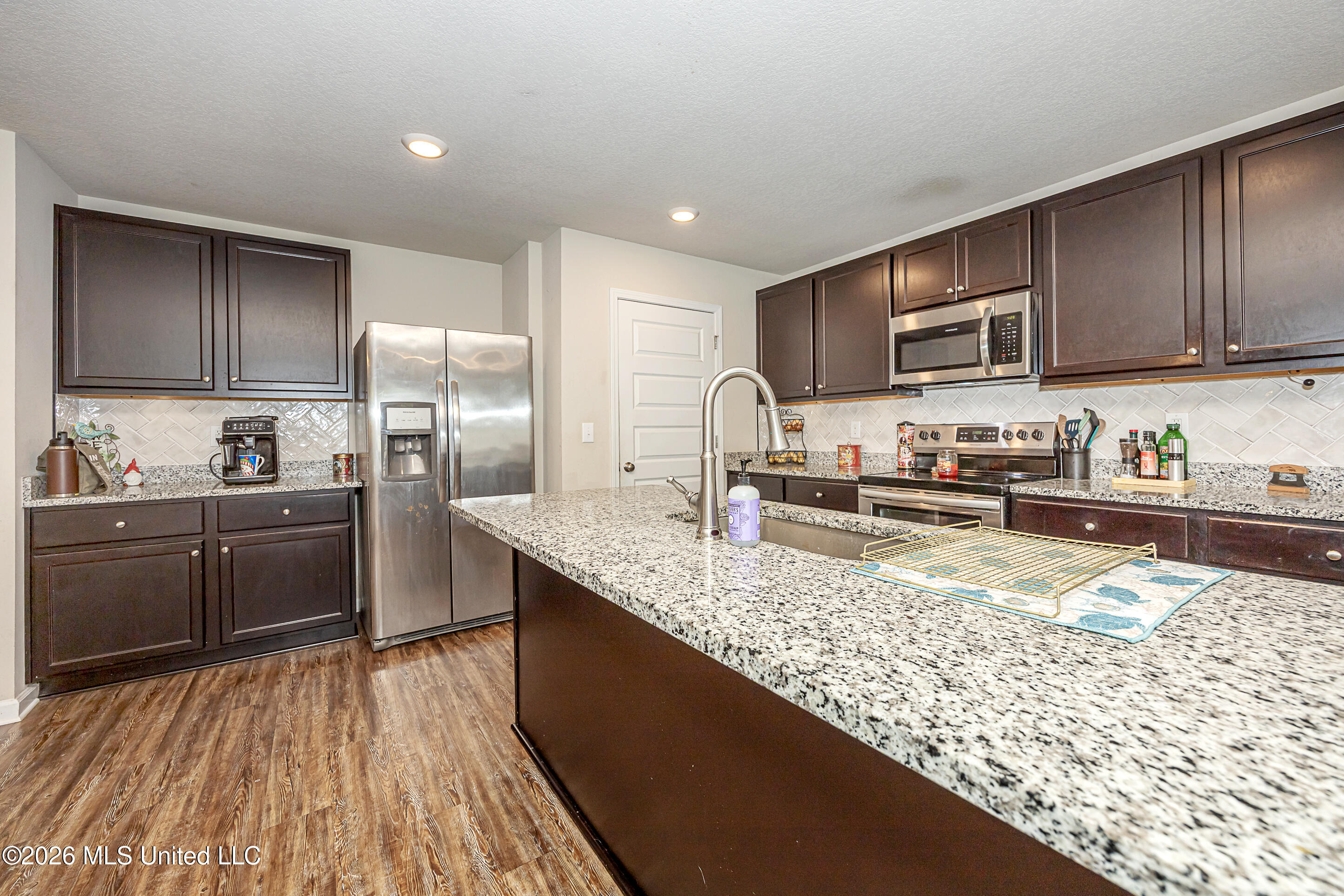 9125 Bellewood Drive Property Photo 22