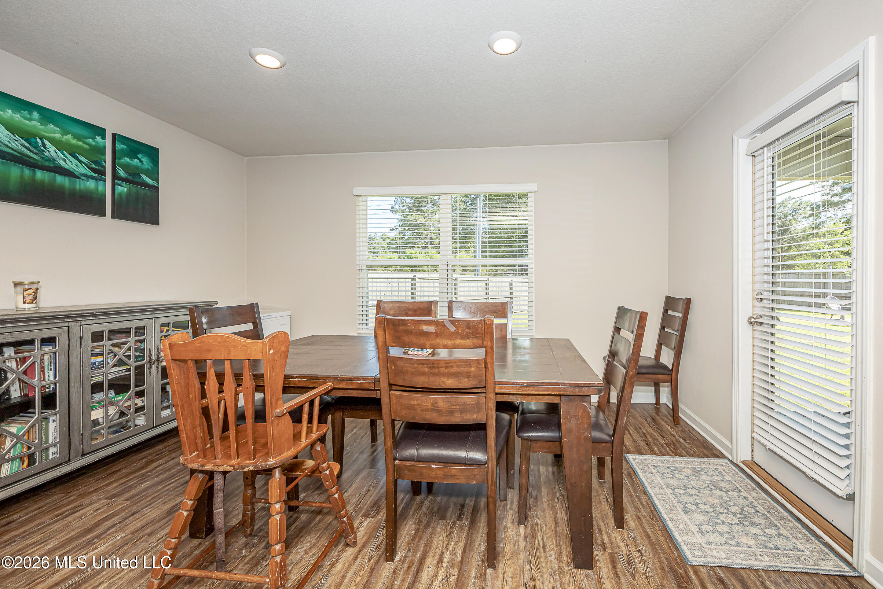 9125 Bellewood Drive Property Photo 24