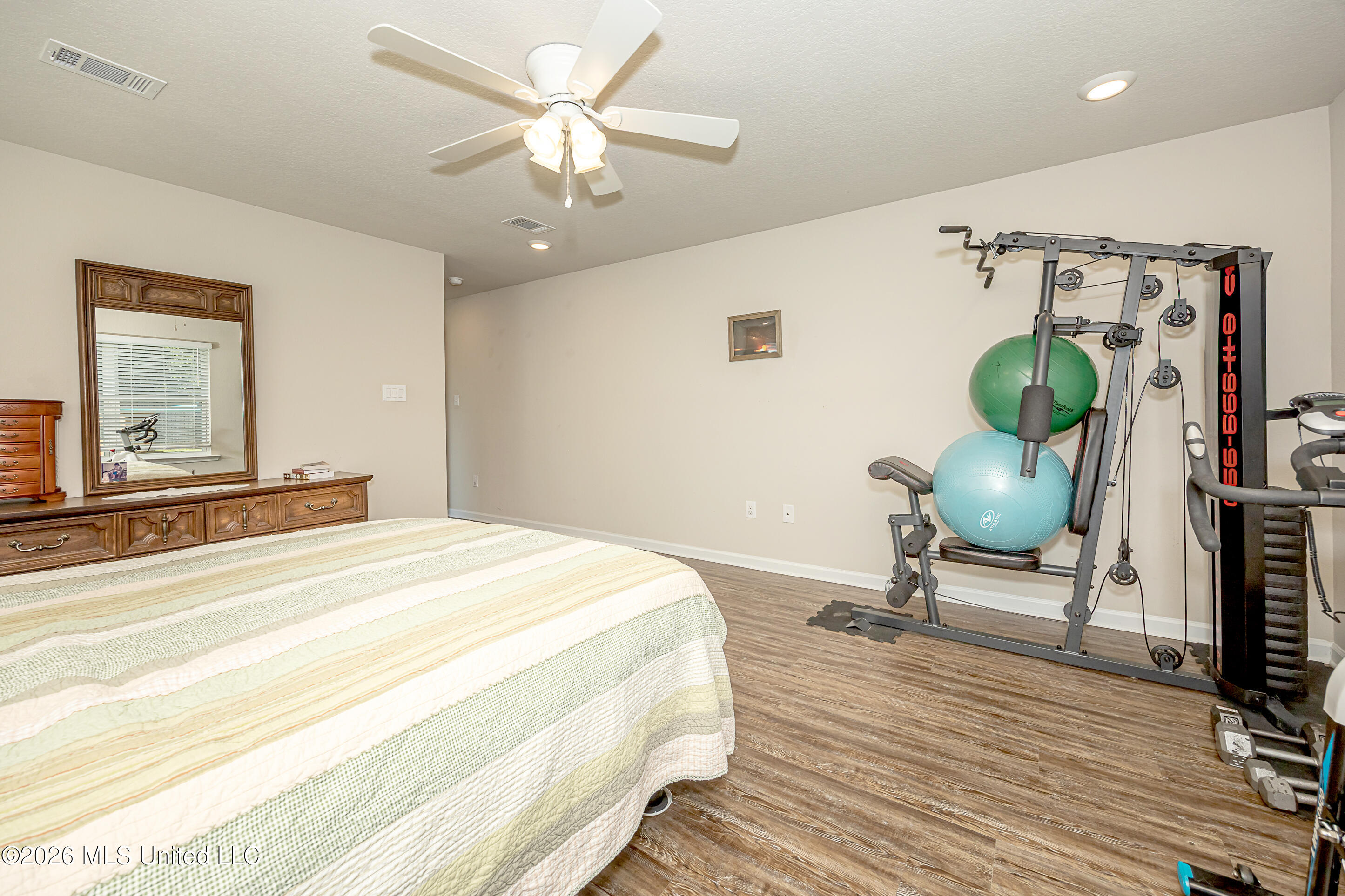 9125 Bellewood Drive Property Photo 30