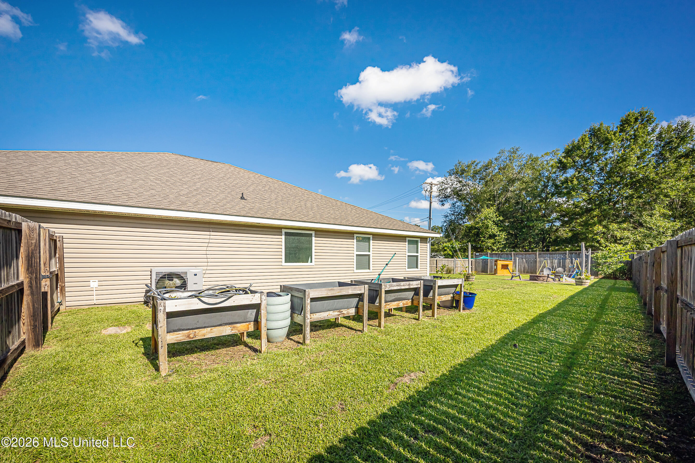 9125 Bellewood Drive Property Photo 48