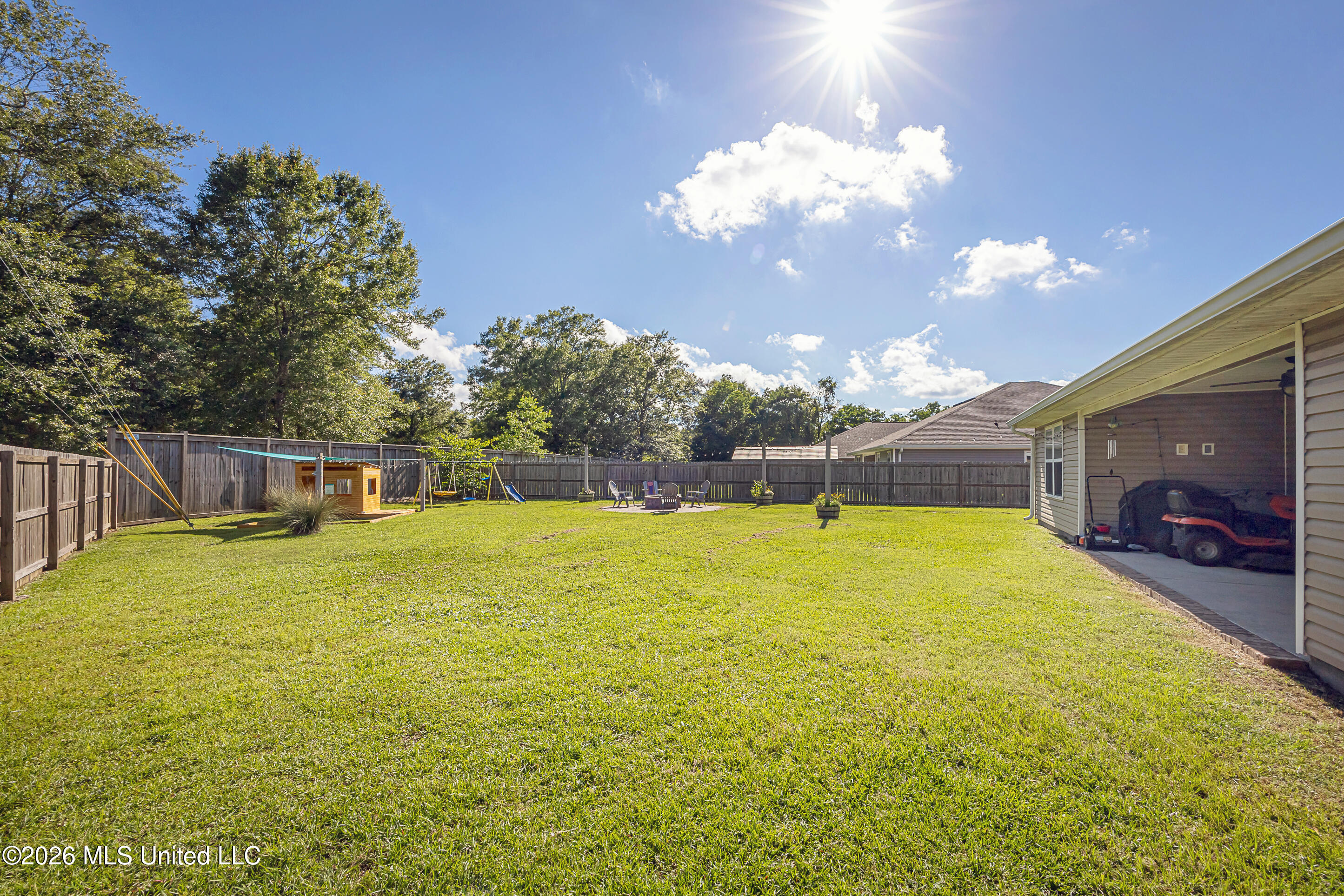 9125 Bellewood Drive Property Photo 58