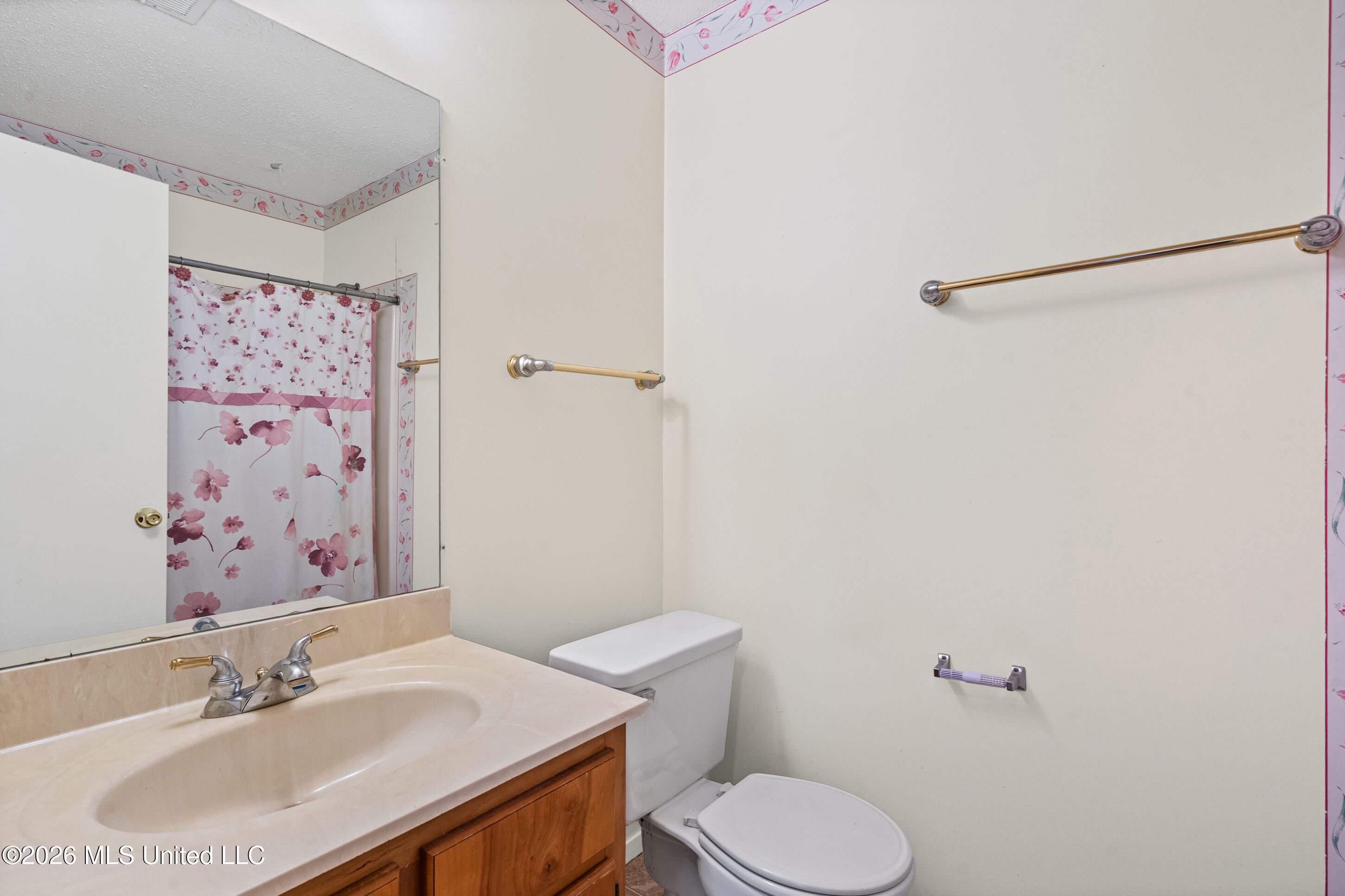 3565 Heathcliff Drive Property Photo 13
