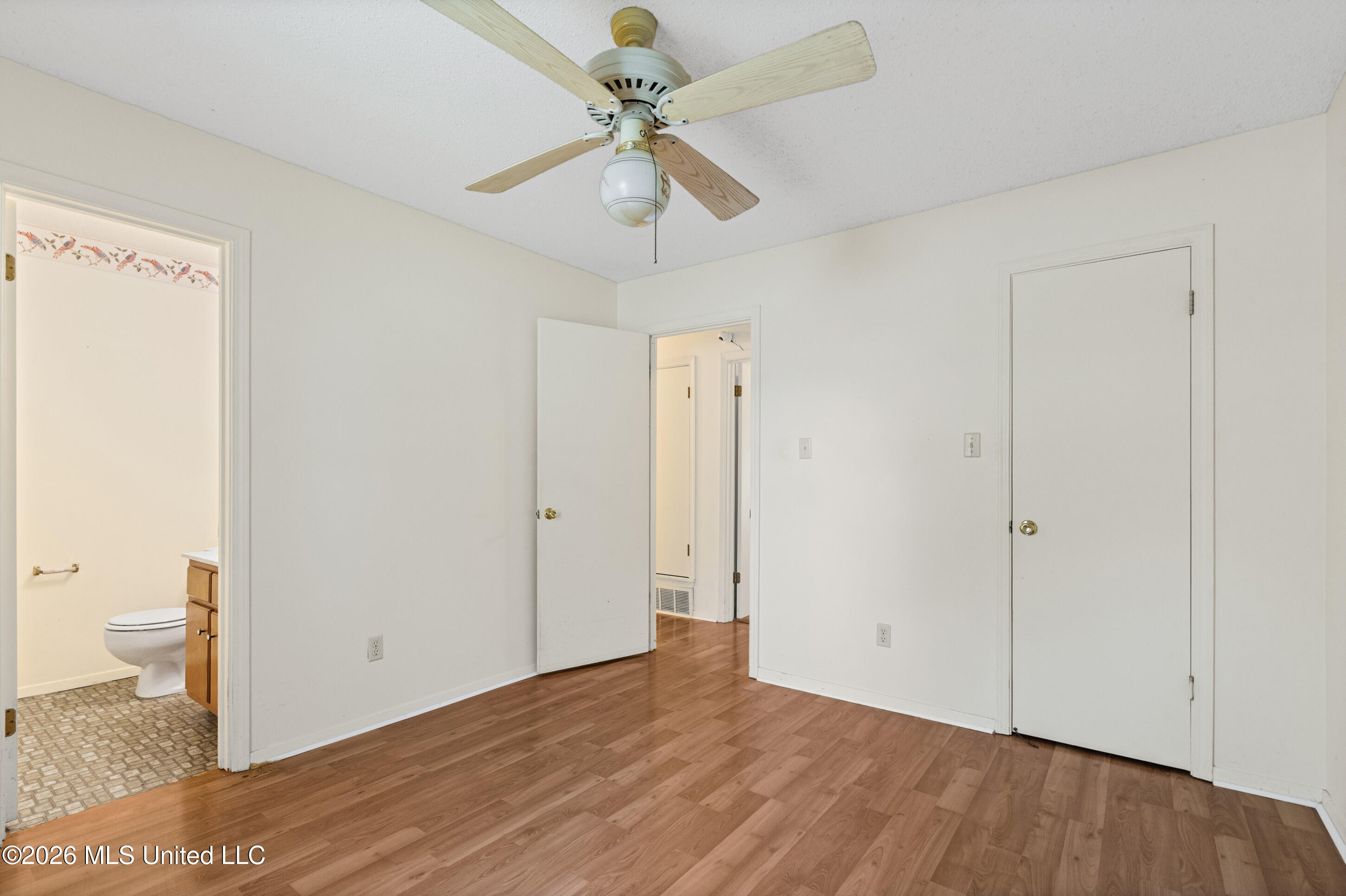 3565 Heathcliff Drive Property Photo 17