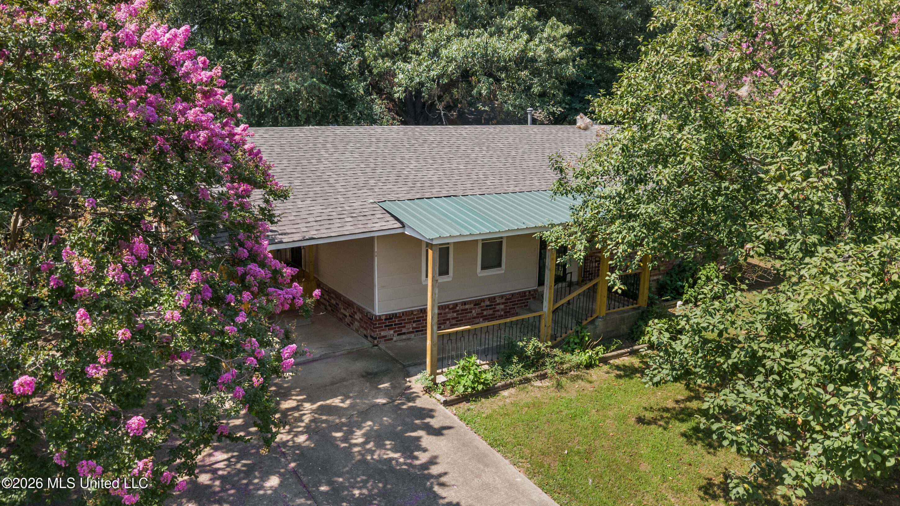 3565 Heathcliff Drive Property Photo 25