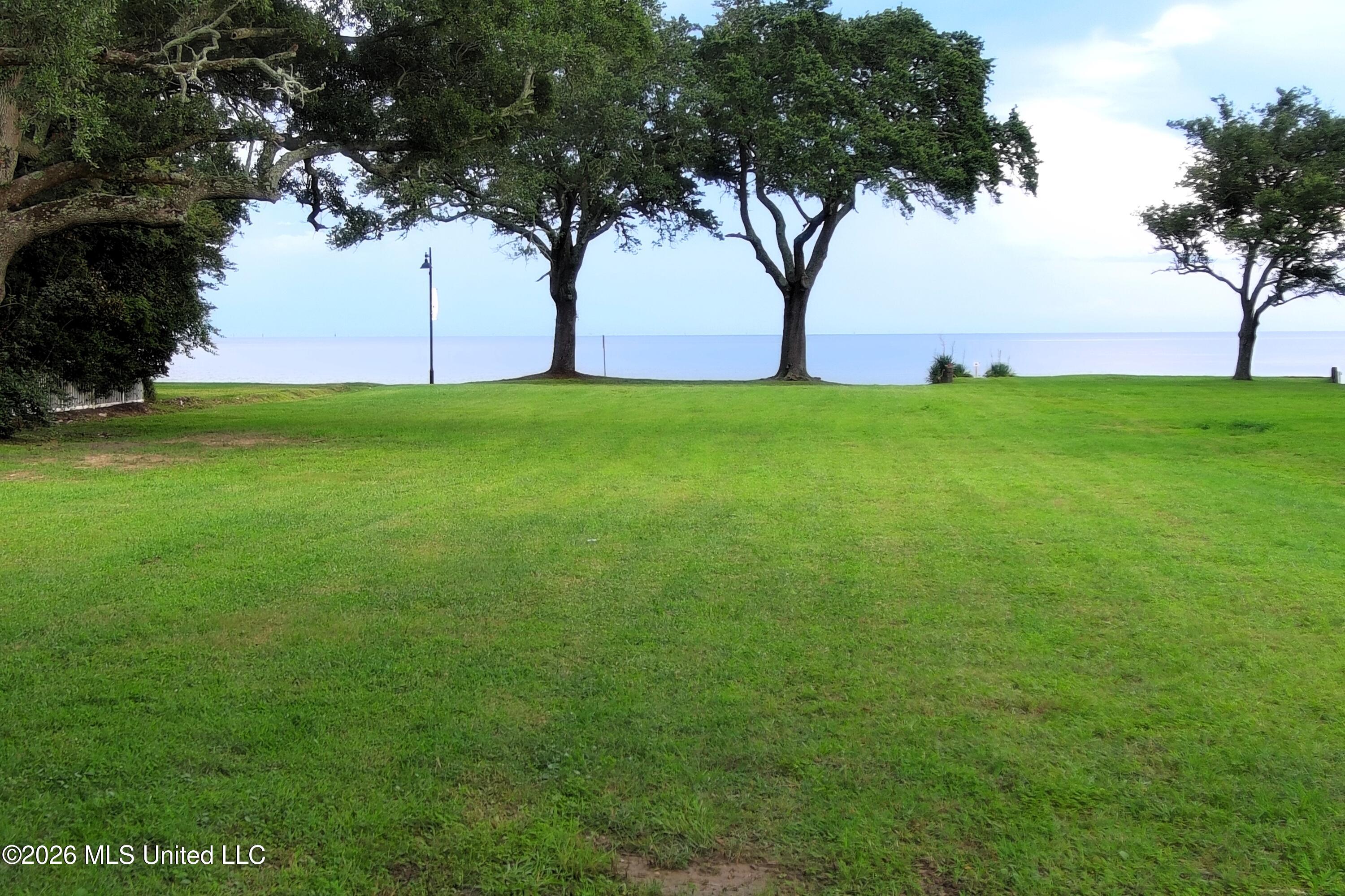 2909 Beach Boulevard Property Photo 6