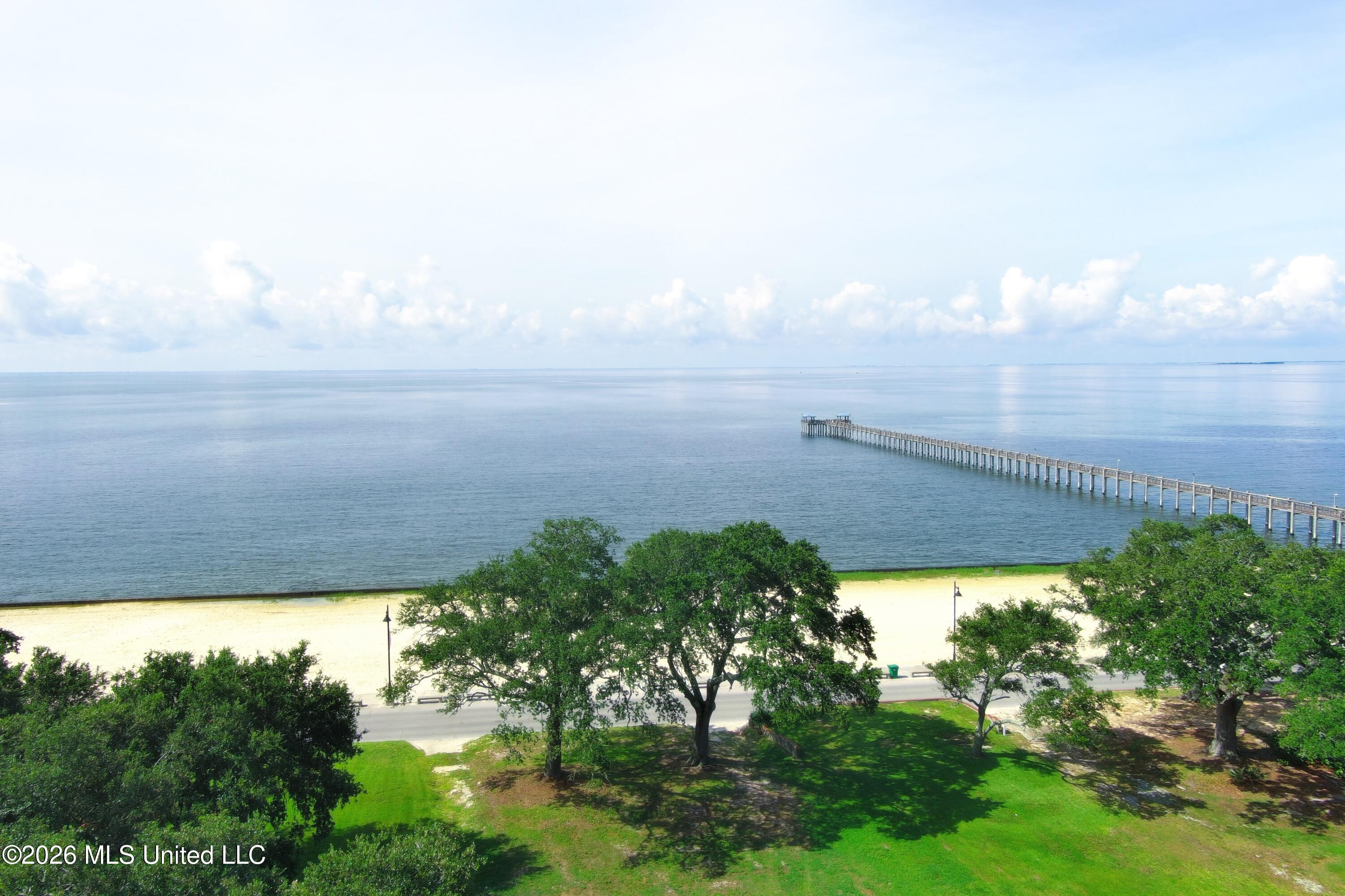 2909 Beach Boulevard Property Photo 8