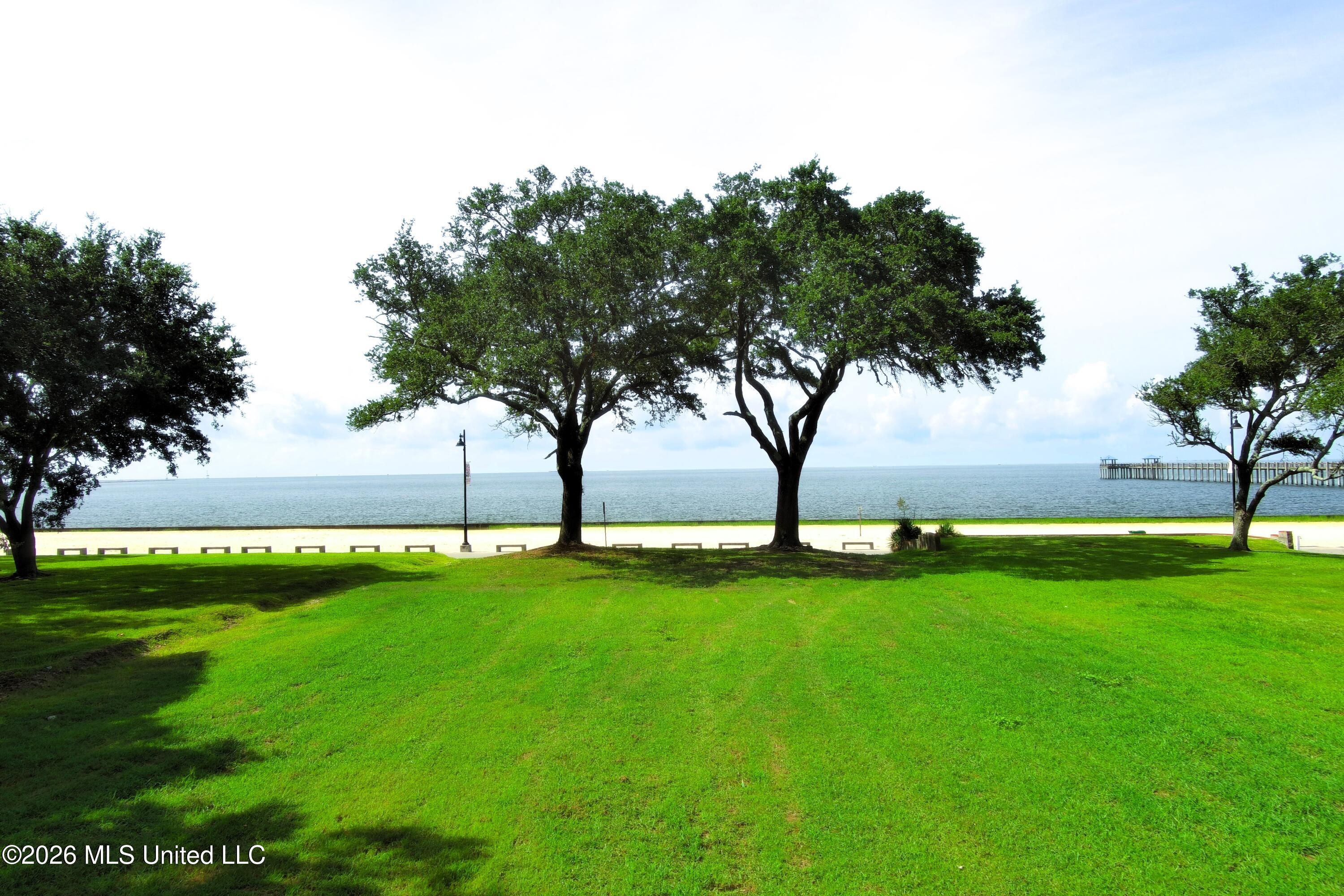 2909 Beach Boulevard Property Photo 9