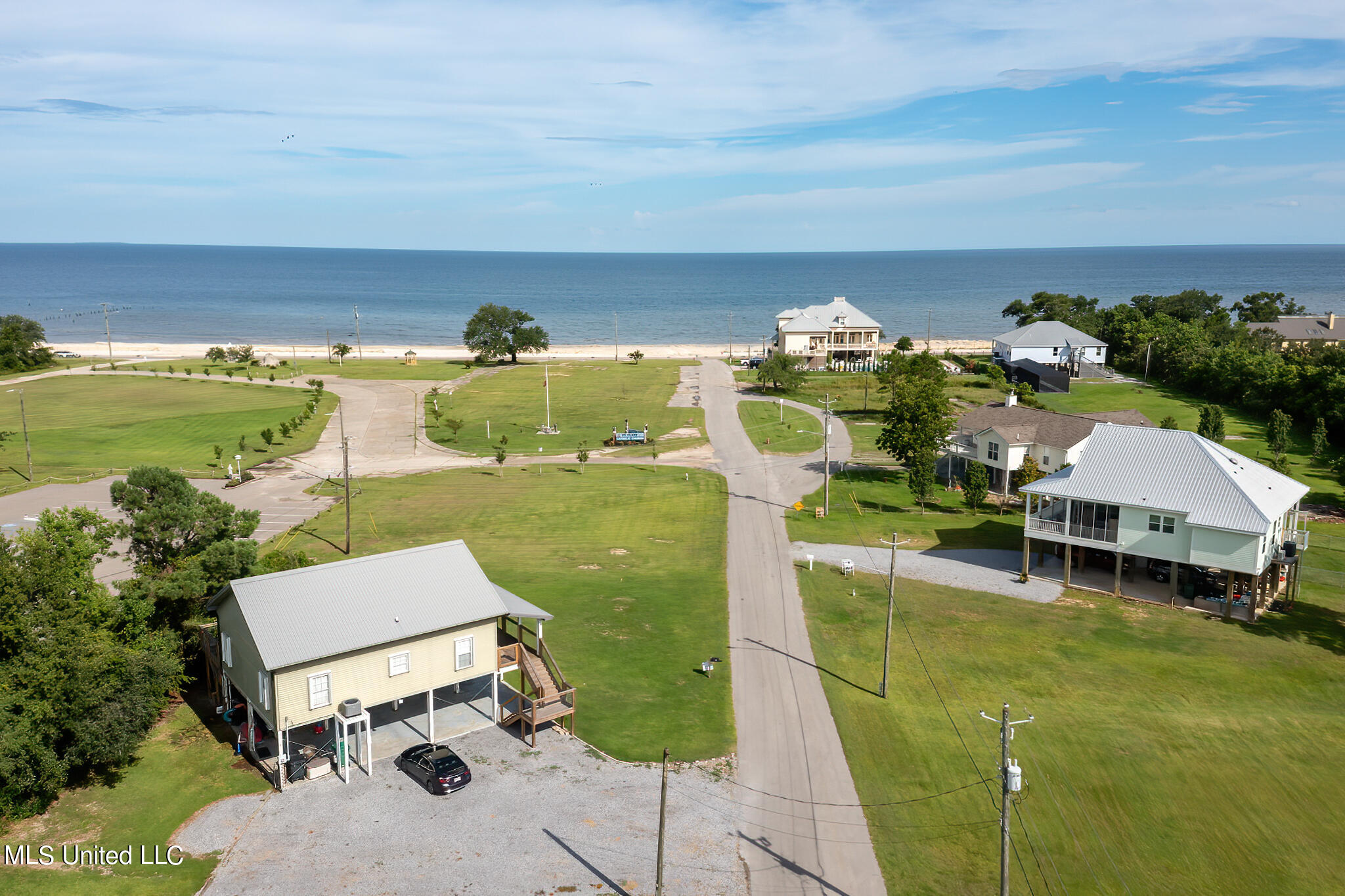 178 Vacation Lane Property Photo 5
