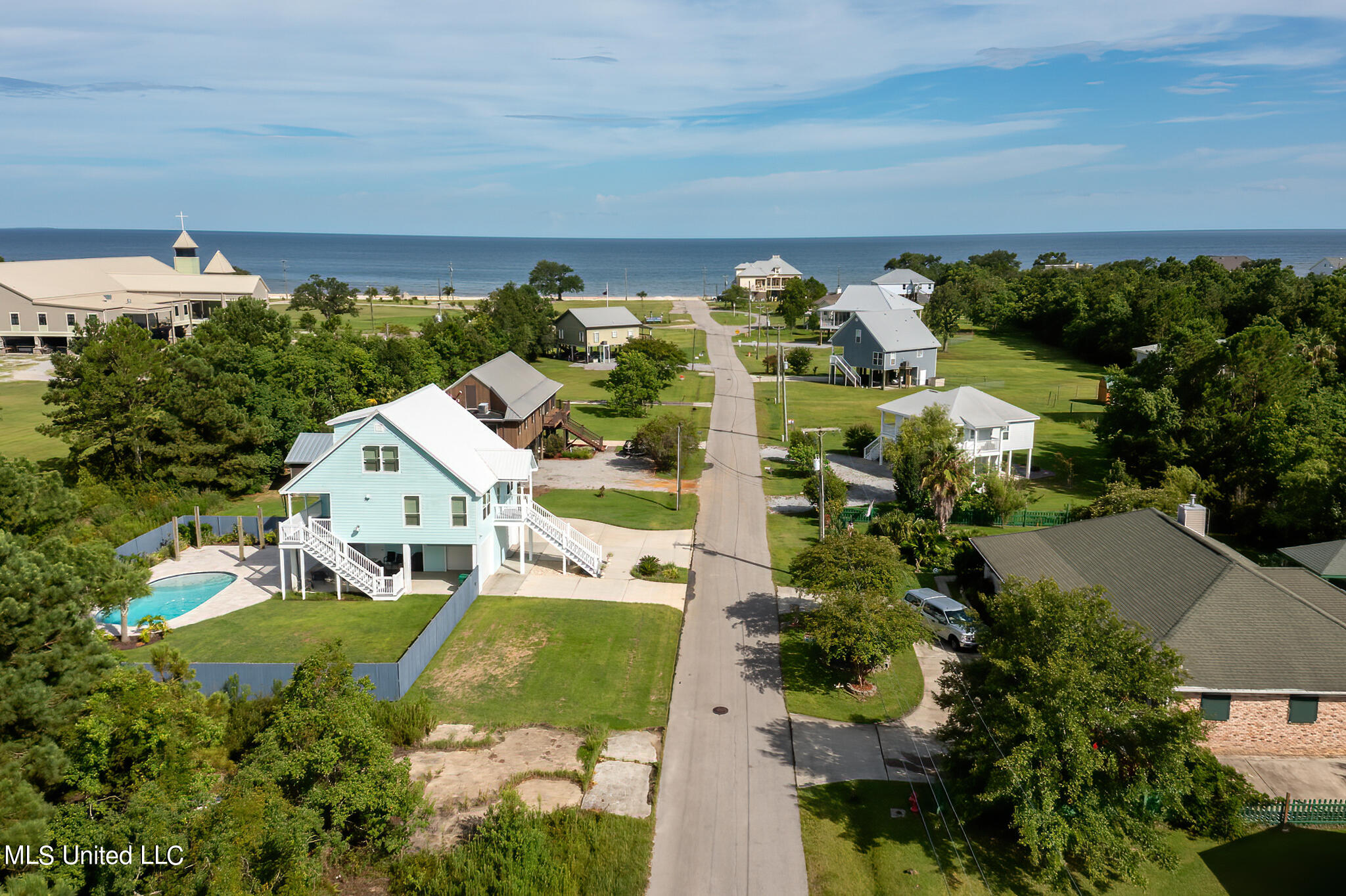 178 Vacation Lane Property Photo 6