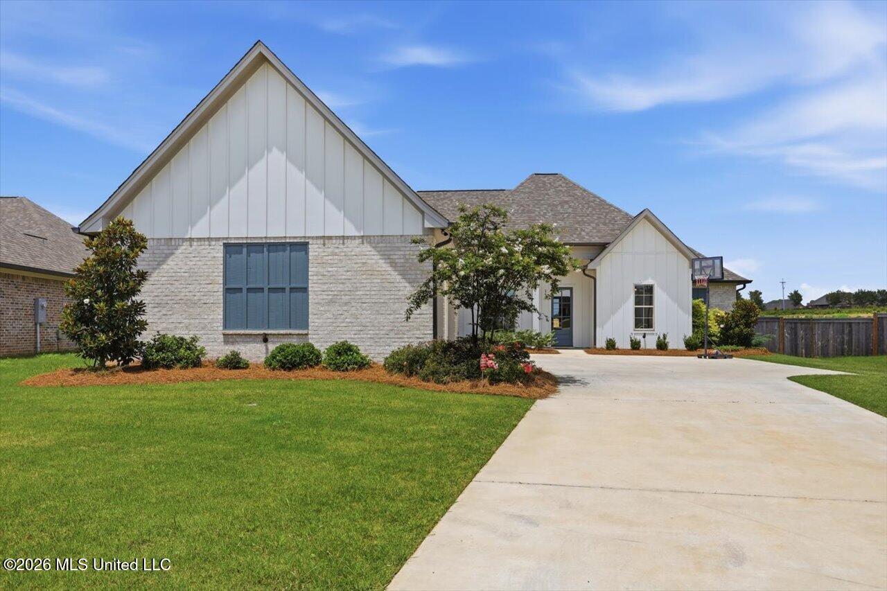 249 Bronson Bend Property Photo 1