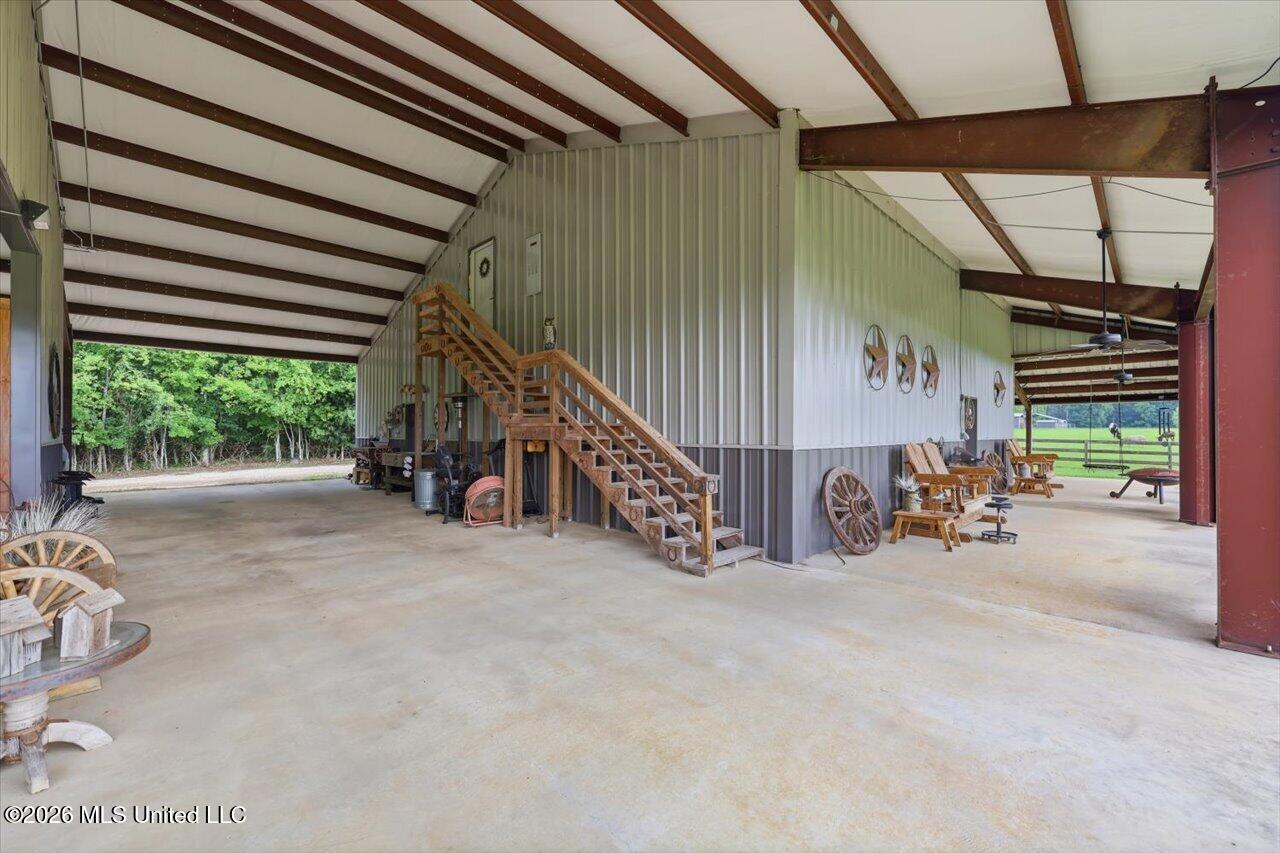979 Barker Road Property Photo 34