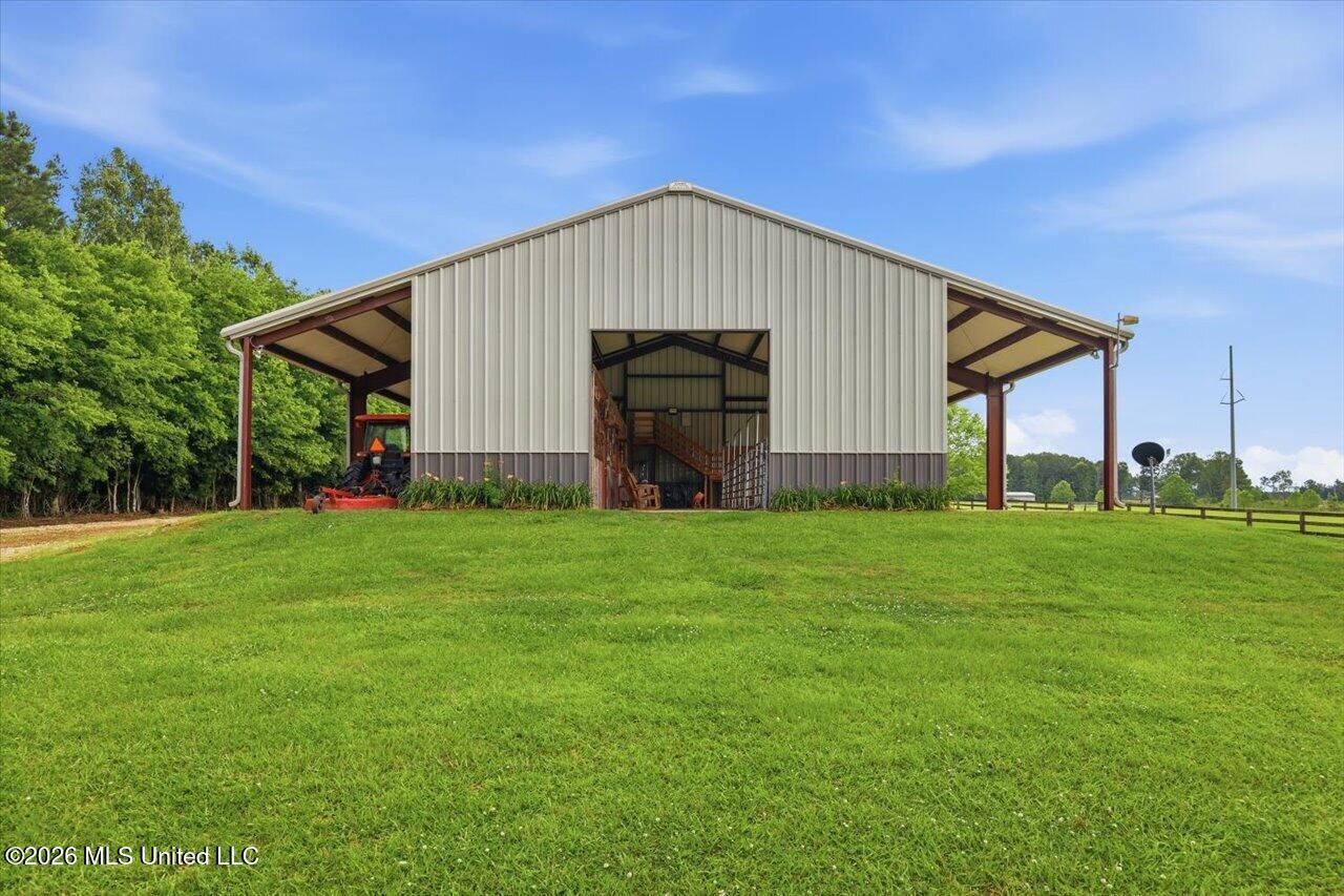 979 Barker Road Property Photo 41