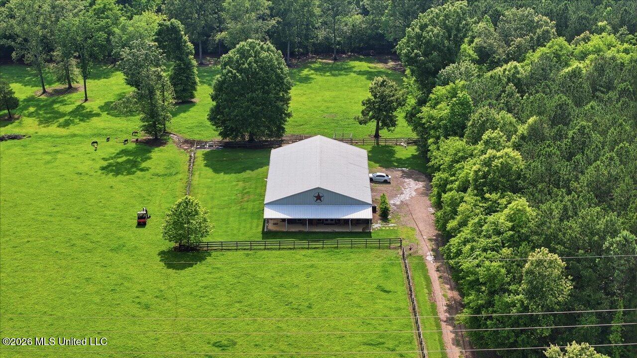 979 Barker Road Property Photo 54