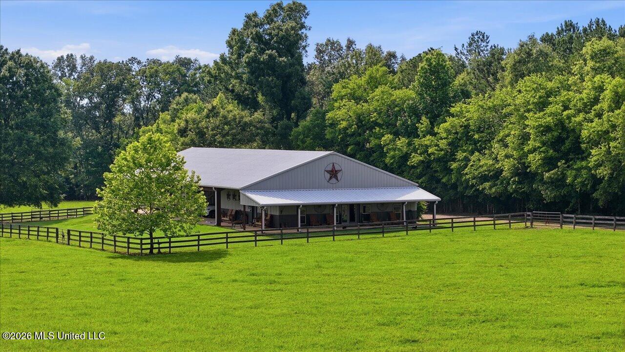 979 Barker Road Property Photo 69