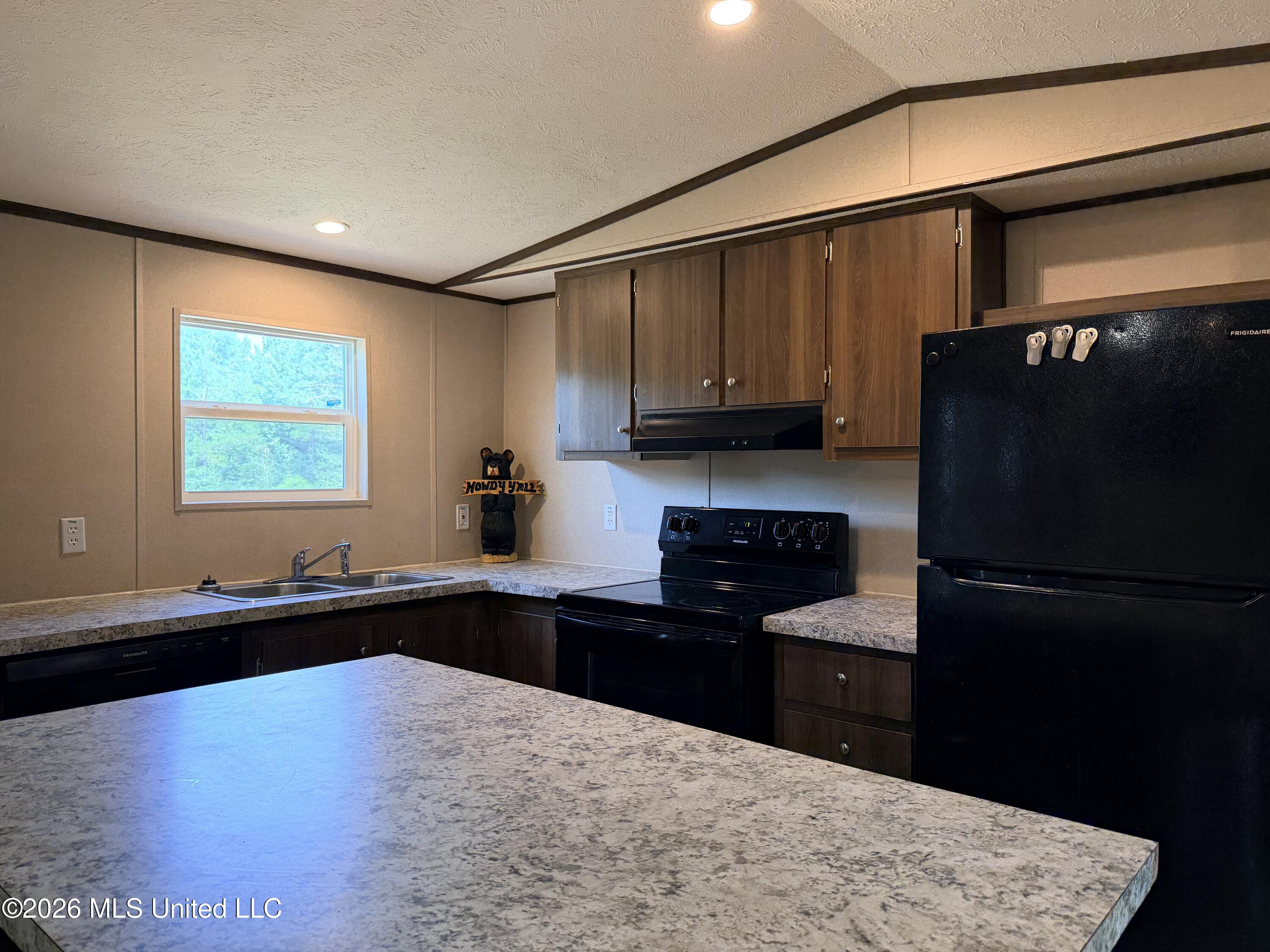115 Calhoun Road Property Photo 12