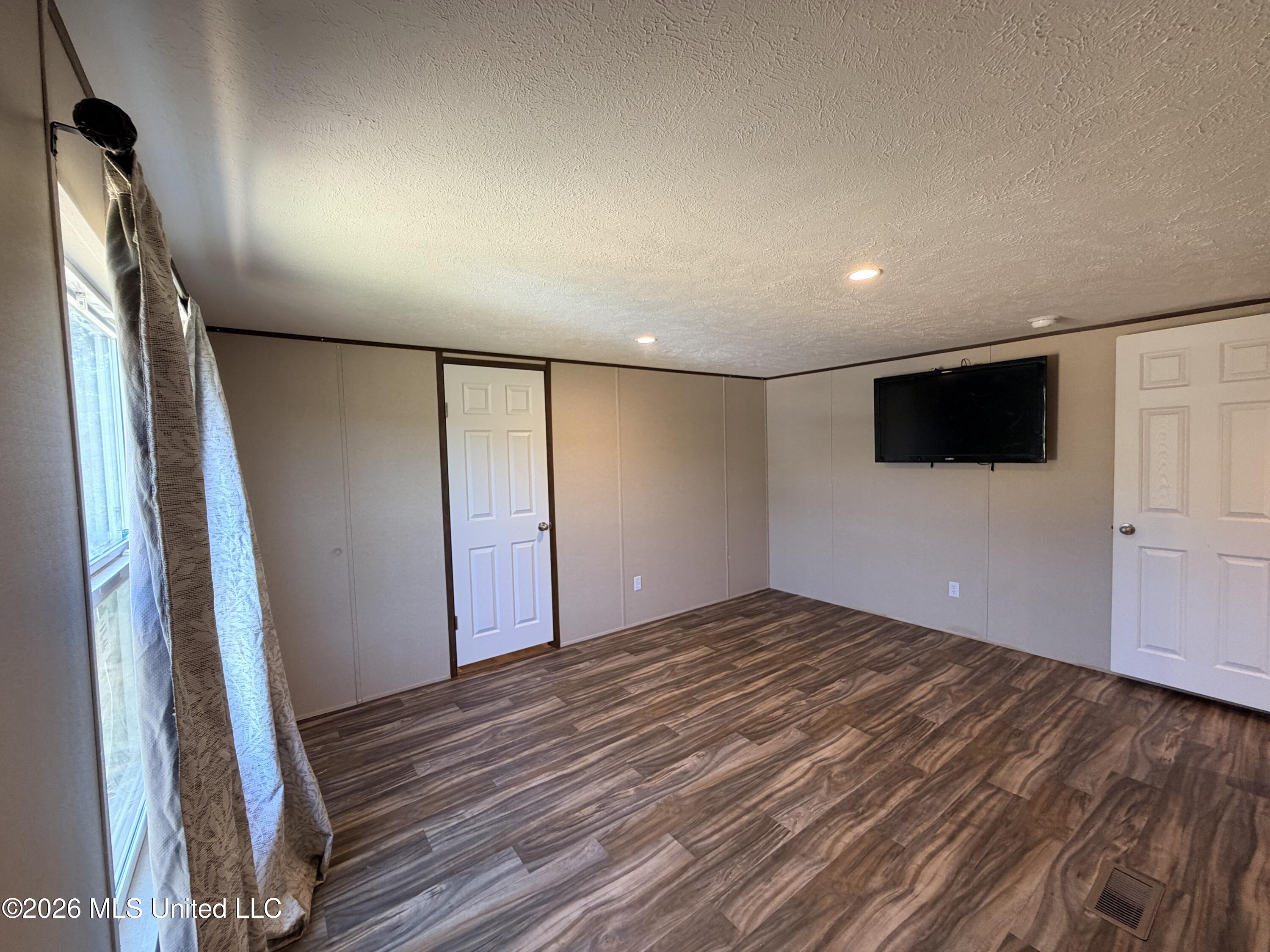 115 Calhoun Road Property Photo 14