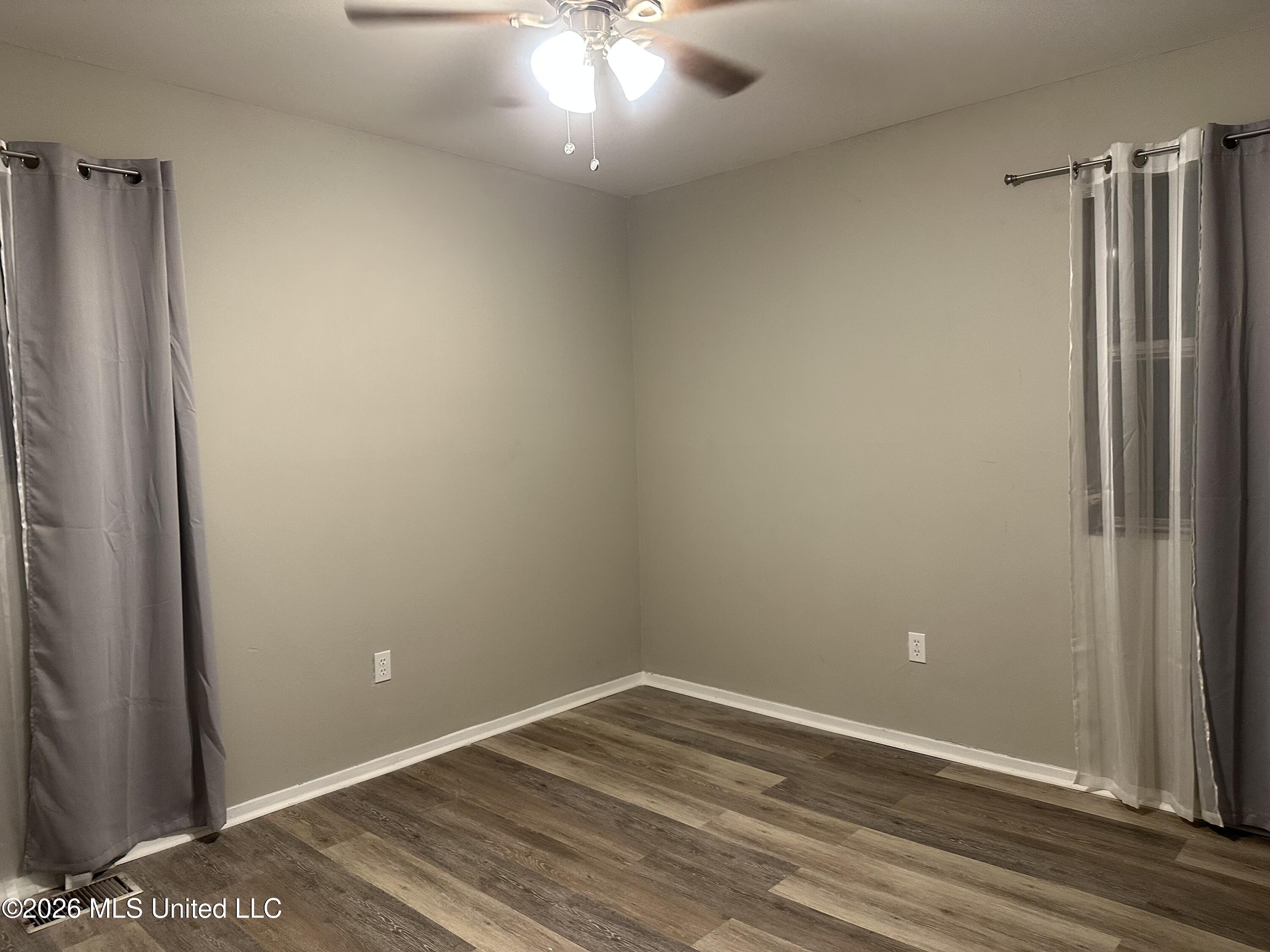 1249 Saint Augustine Drive Property Photo 14