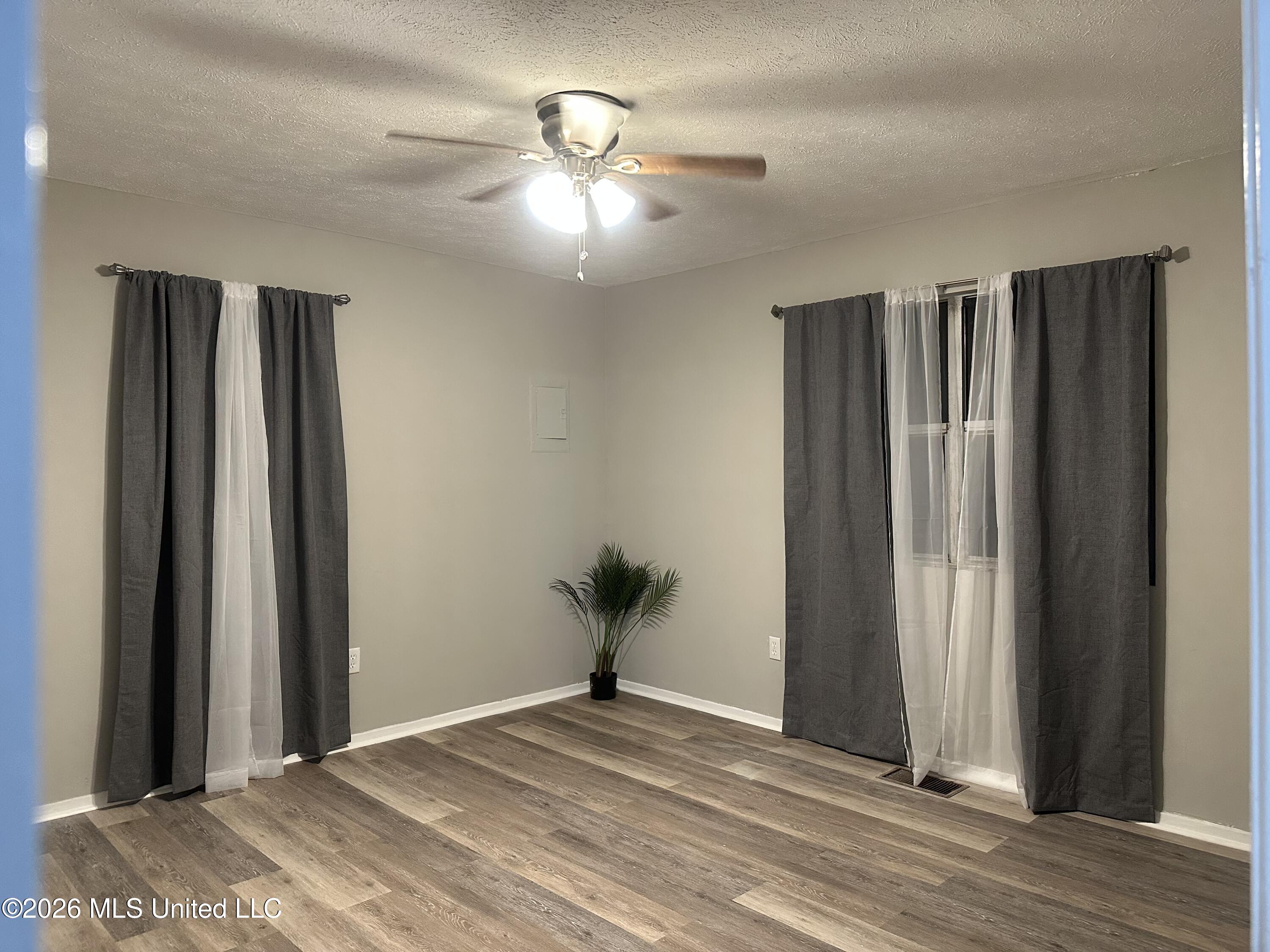 1249 Saint Augustine Drive Property Photo 19
