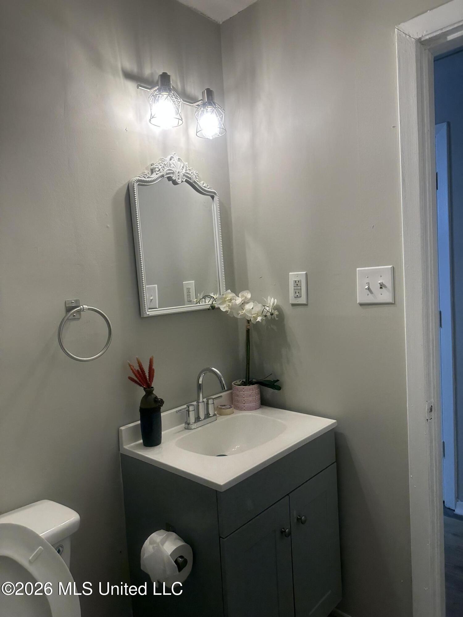 1249 Saint Augustine Drive Property Photo 32