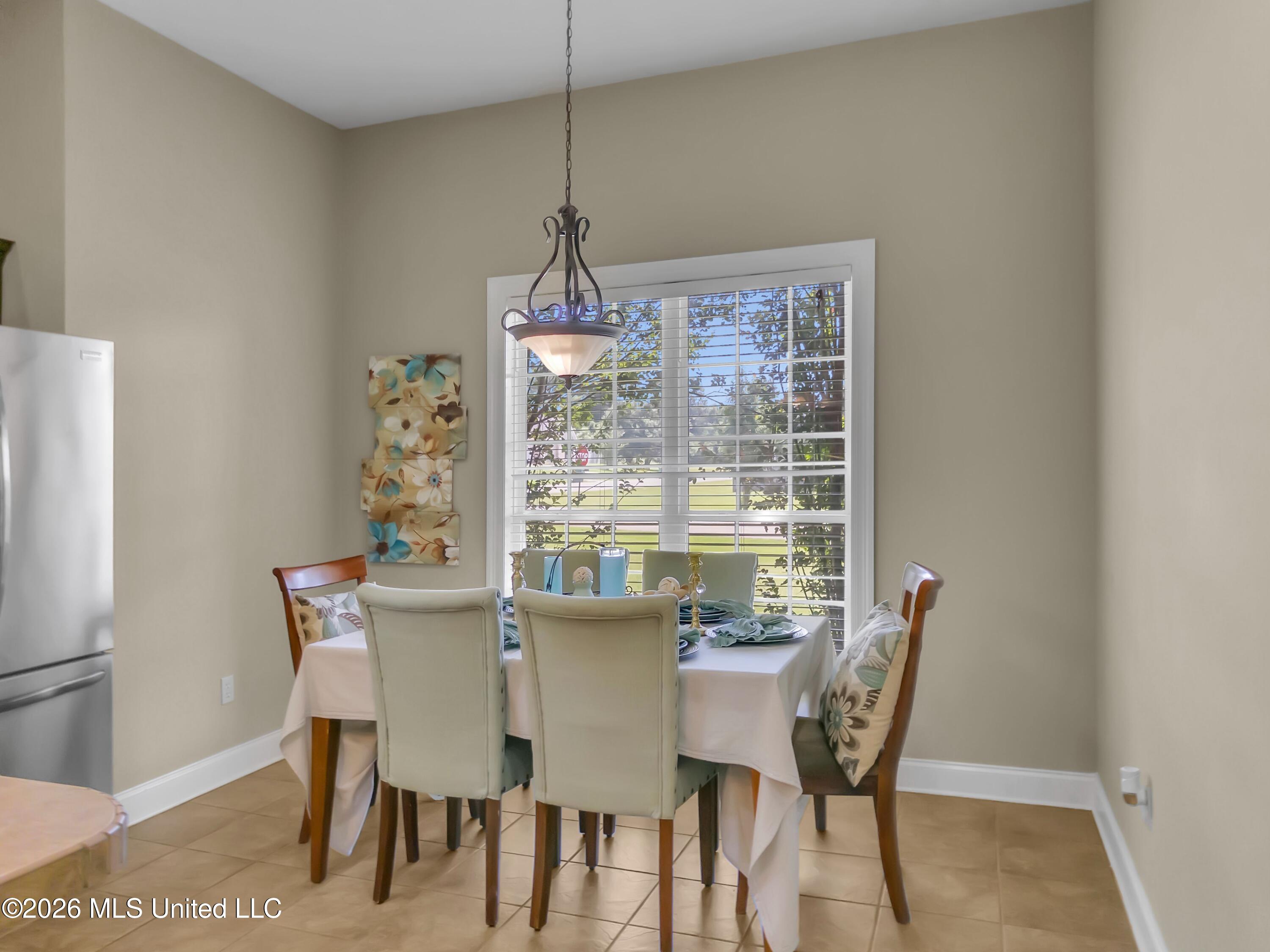 411 Chenoa Avenue Property Photo 7